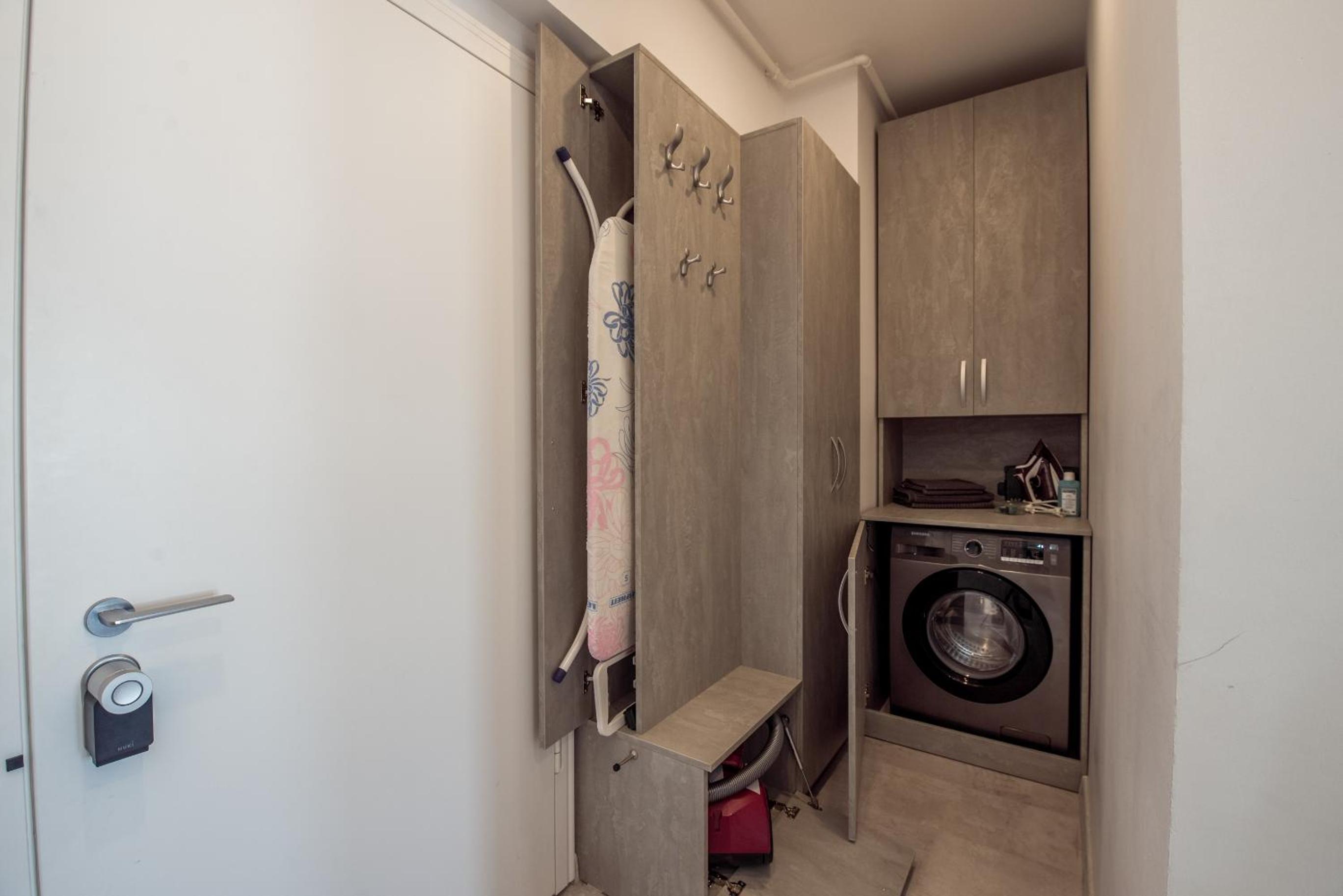 Fancy Penthouse Studio with Lakeview W10