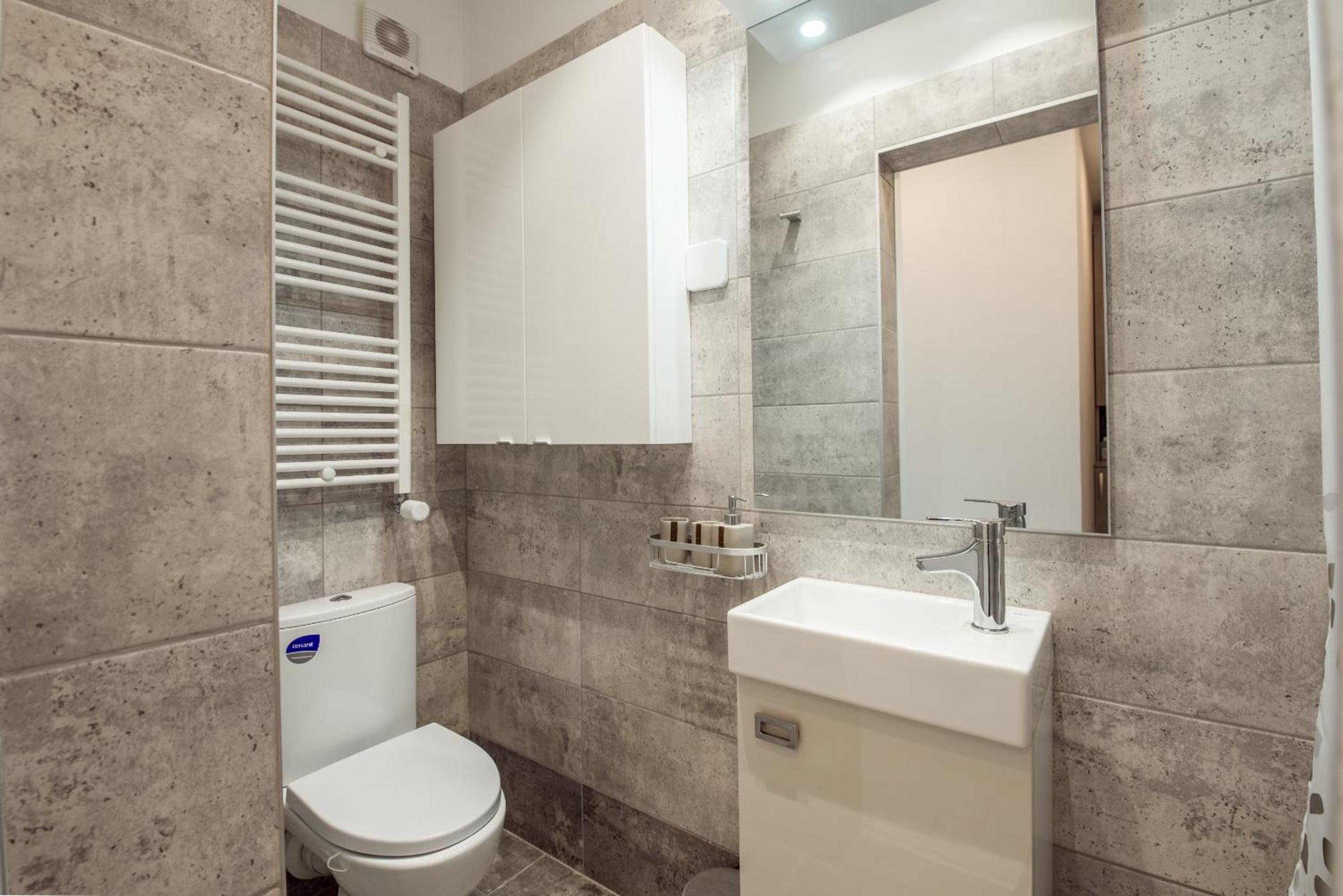Fancy Penthouse Studio with Lakeview W10 en Bucharest