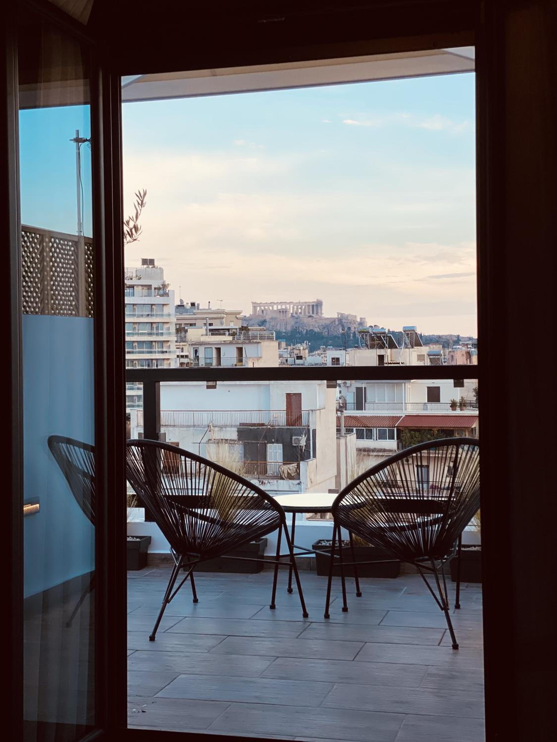 Private Jacuzzi & Acropolis View - The Urban Loft photo 5