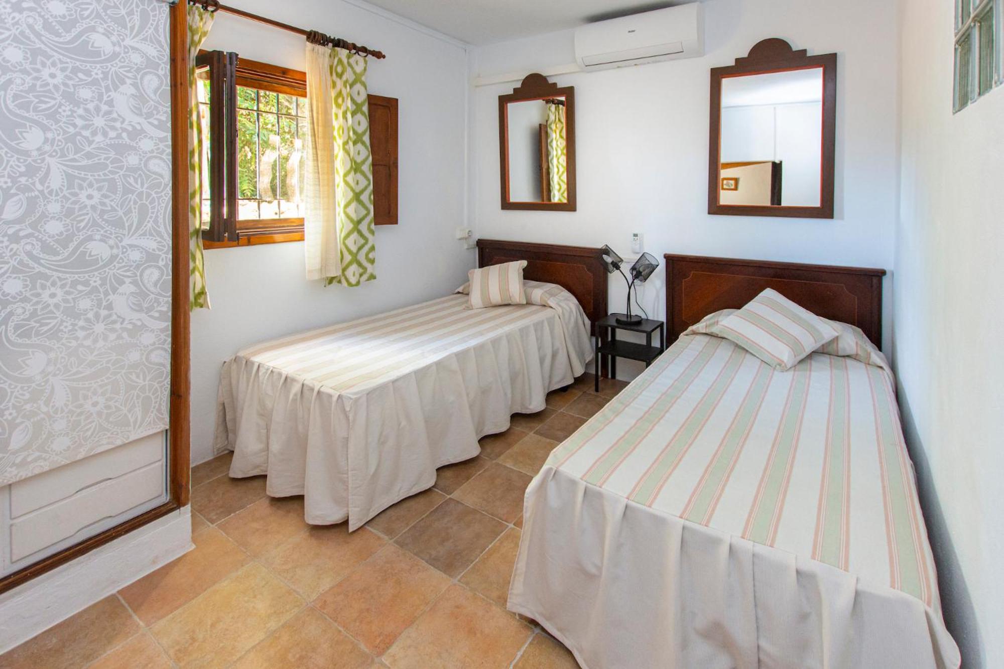 Nice Majorcan country house Sta Maria del Camí by Renthousing
