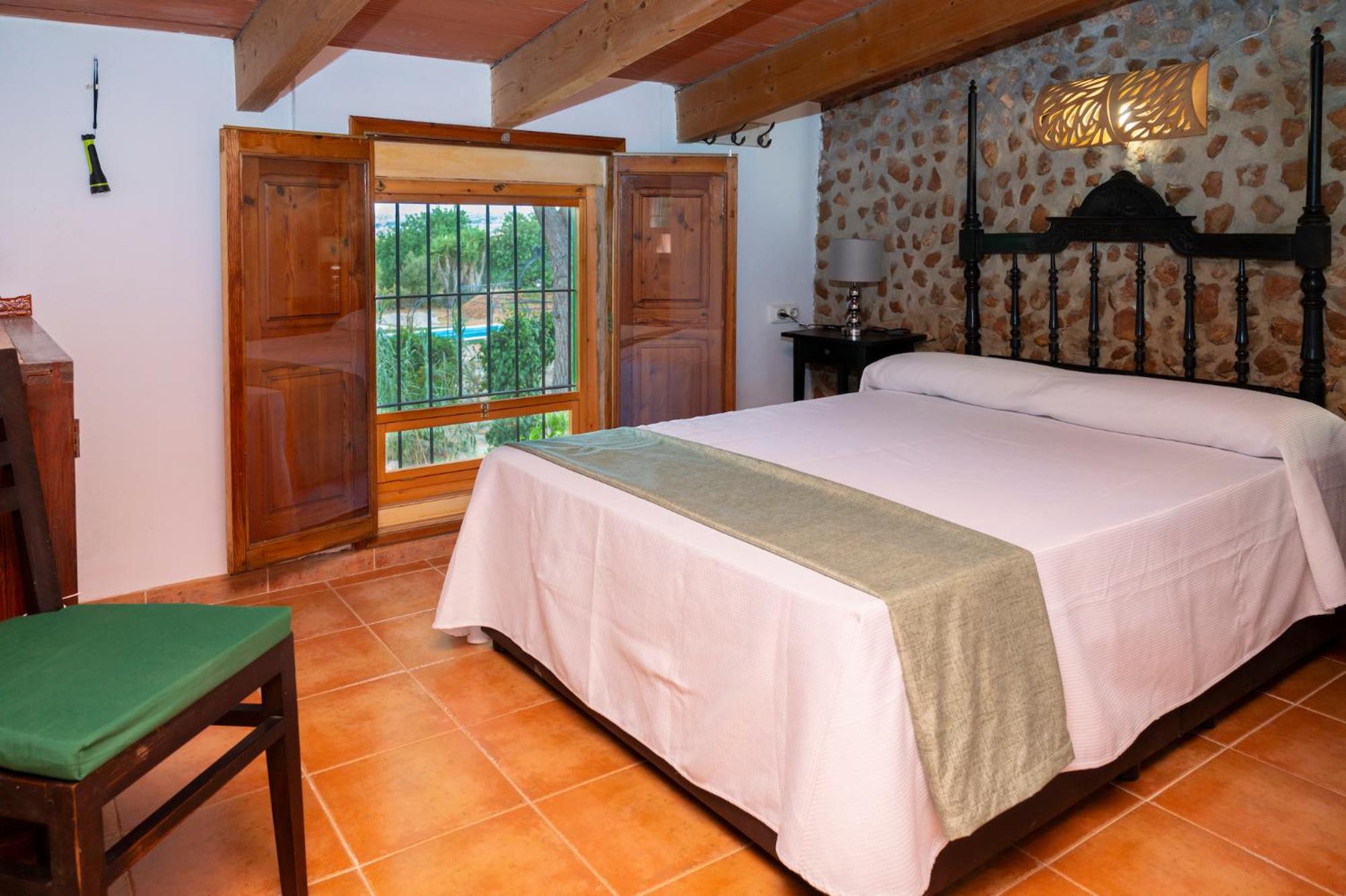 Nice Majorcan country house Sta Maria del Camí by Renthousing