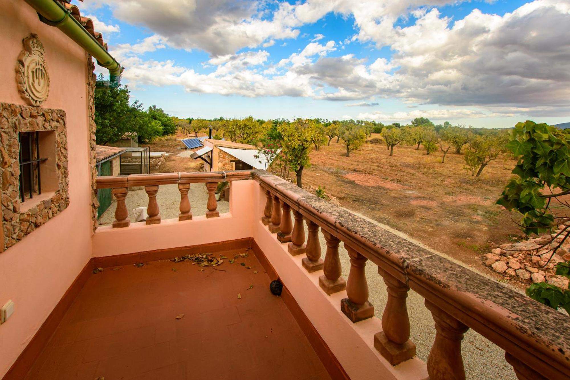Nice Majorcan country house Sta Maria del Camí by Renthousing