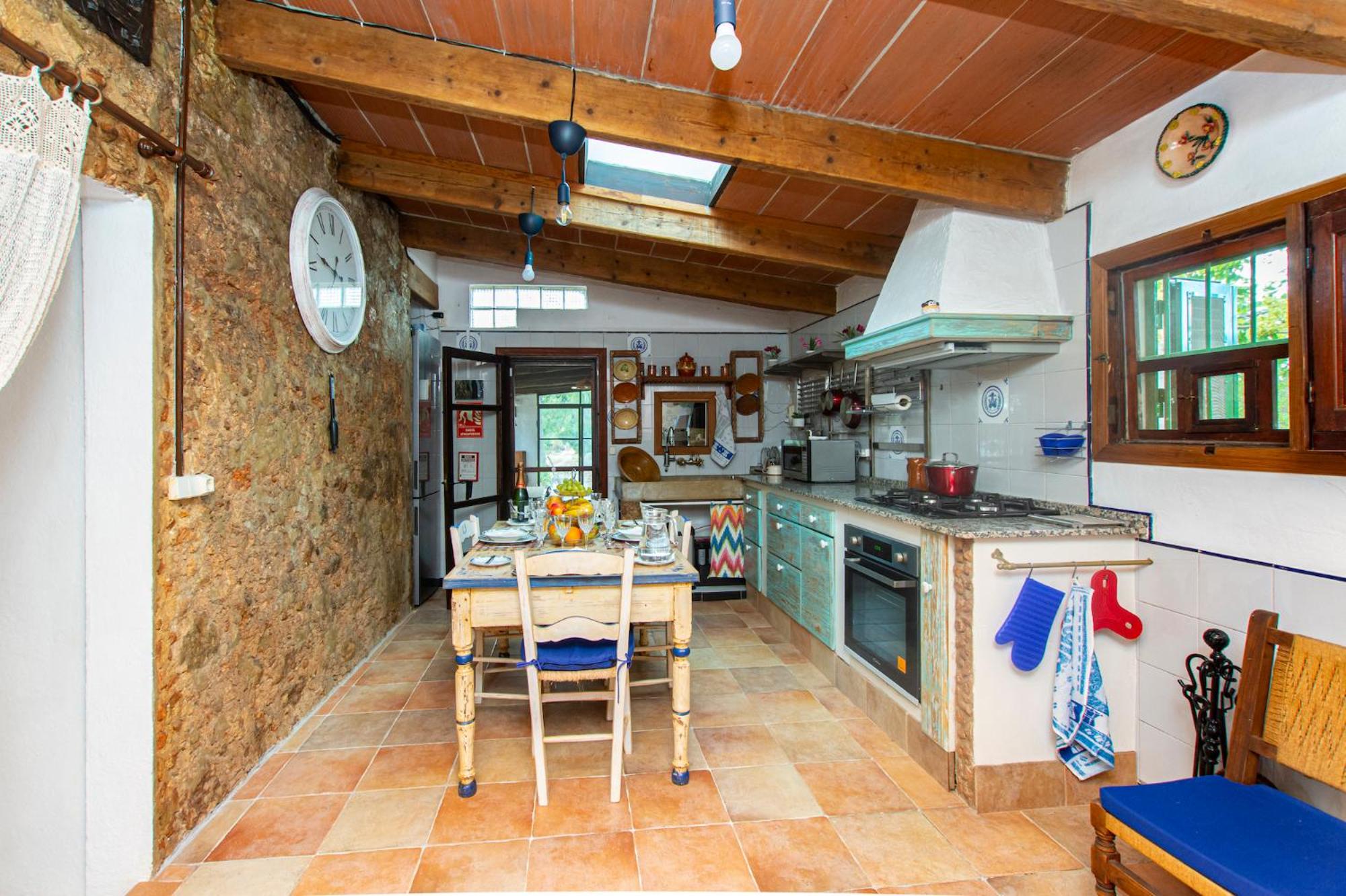 Nice Majorcan country house Sta Maria del Camí by Renthousing