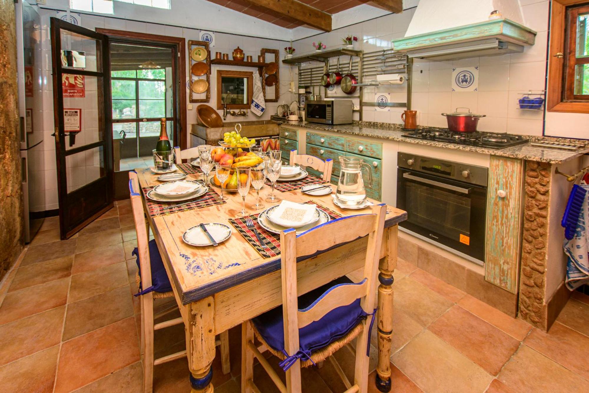 Nice Majorcan country house Sta Maria del Camí by Renthousing