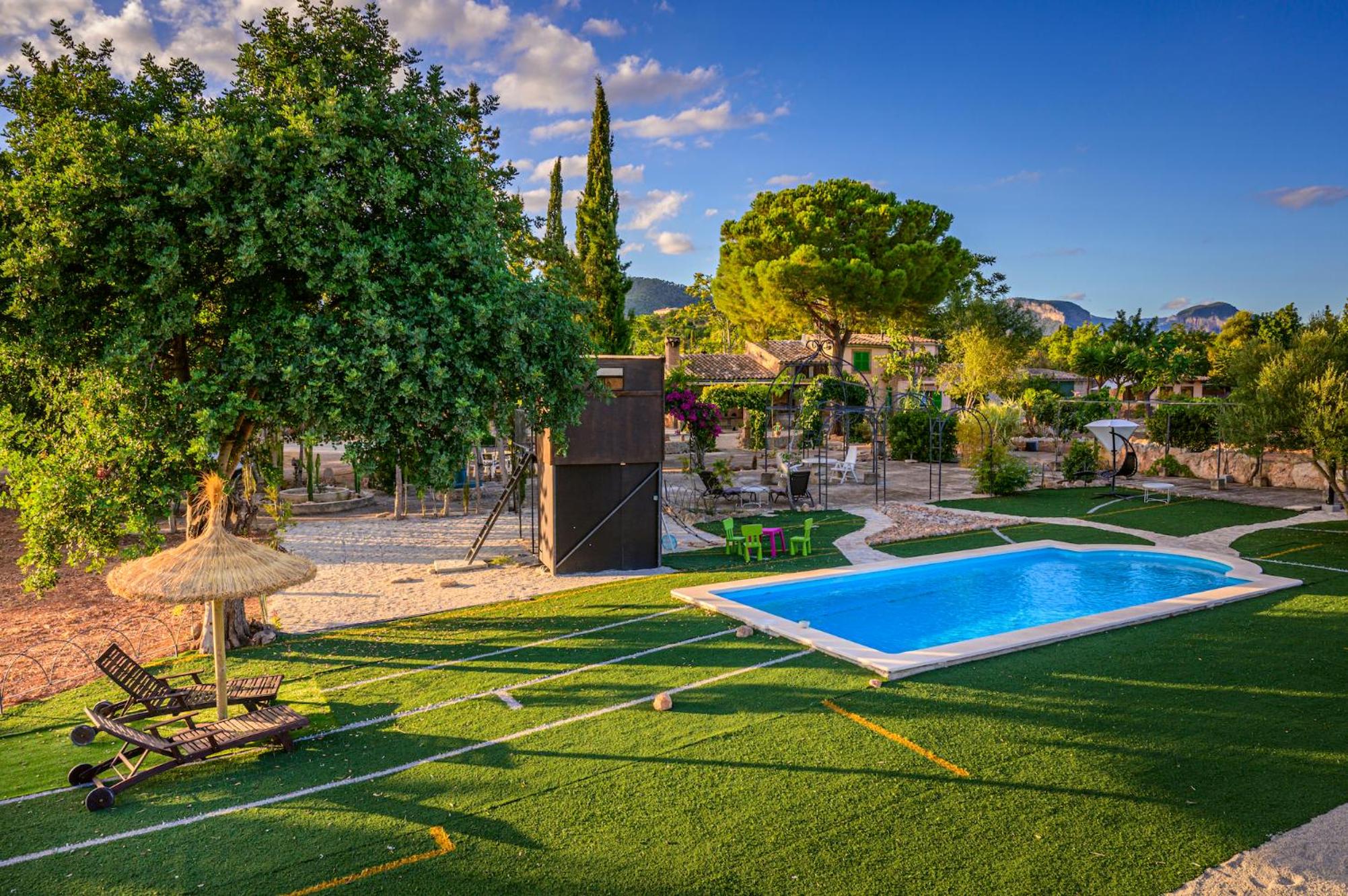 Nice Majorcan country house Sta Maria del Camí by Renthousing