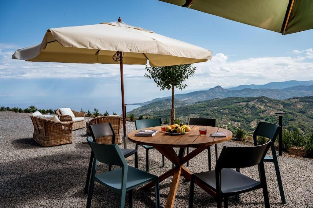 Villa Magliolo Panoramic Luxury Retreat
