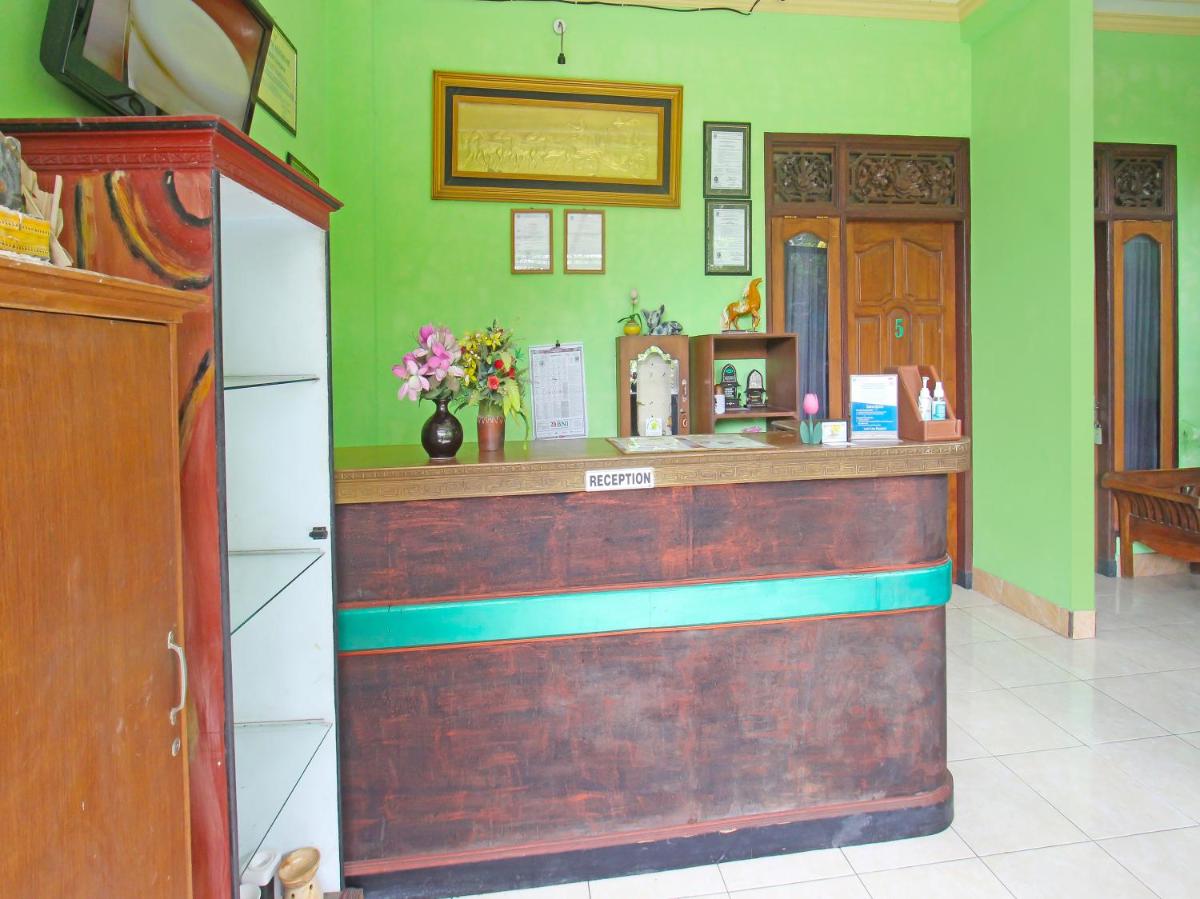 hotel reception