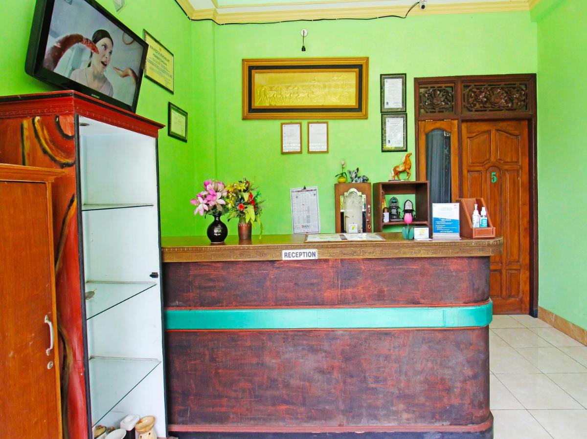 hotel reception