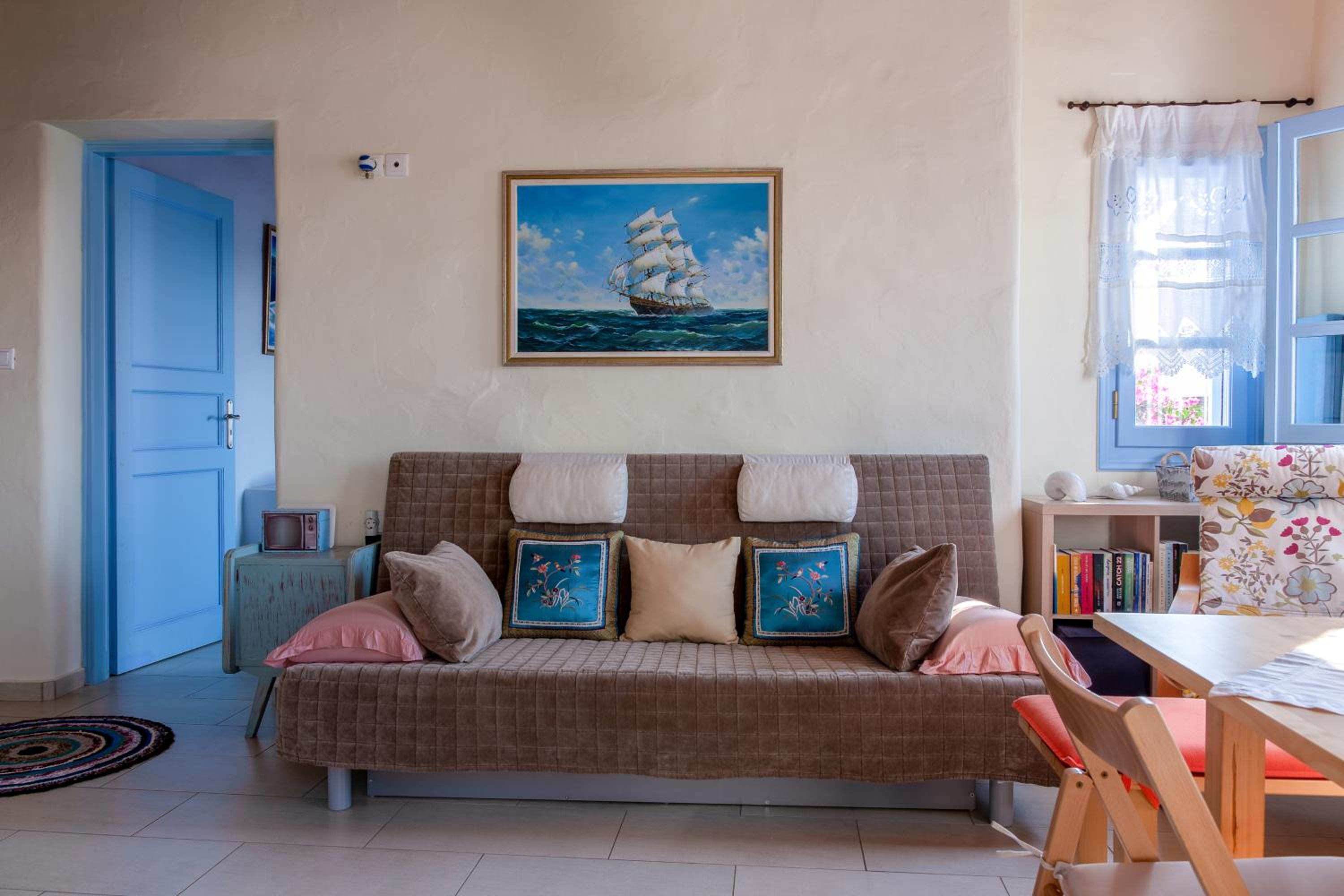 Villa Nina, dreamy little cycladic home in Amorgos view 4