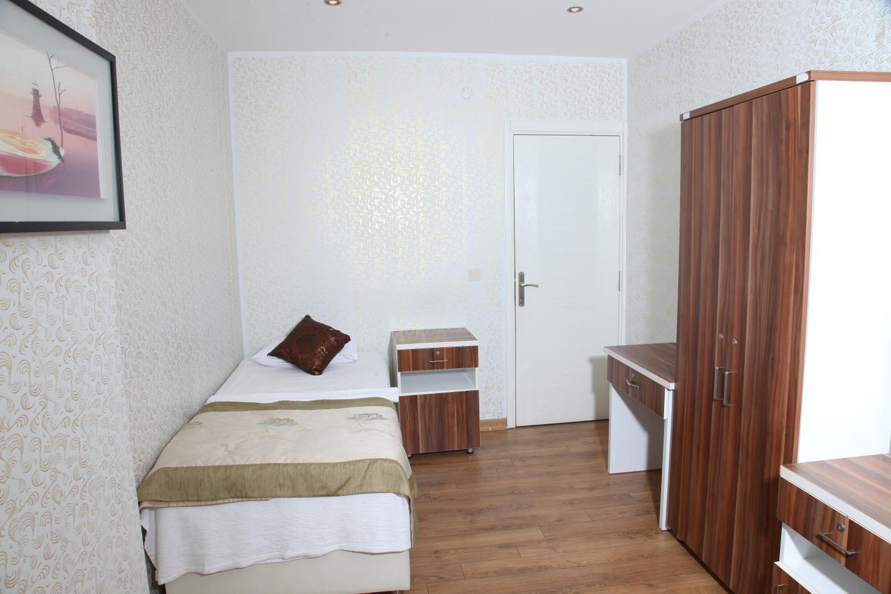 GARDEN HILL OTEL - Image 36