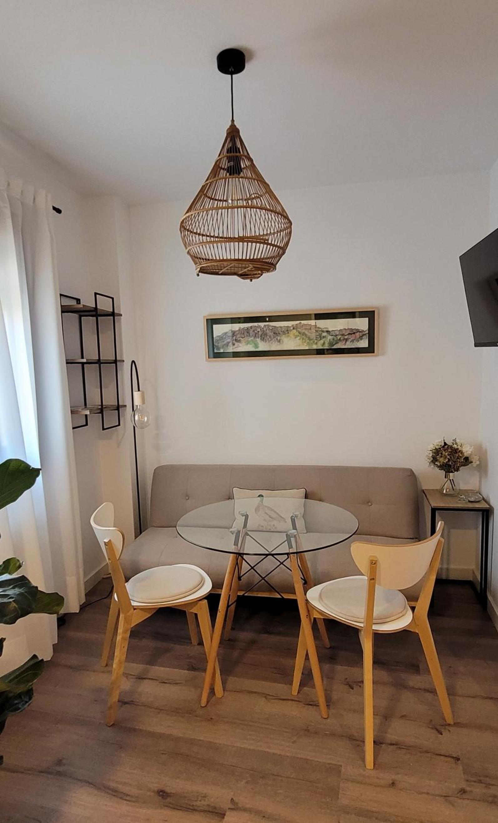 Apartamento con Balcón en Casco Antiguo de Cuenca