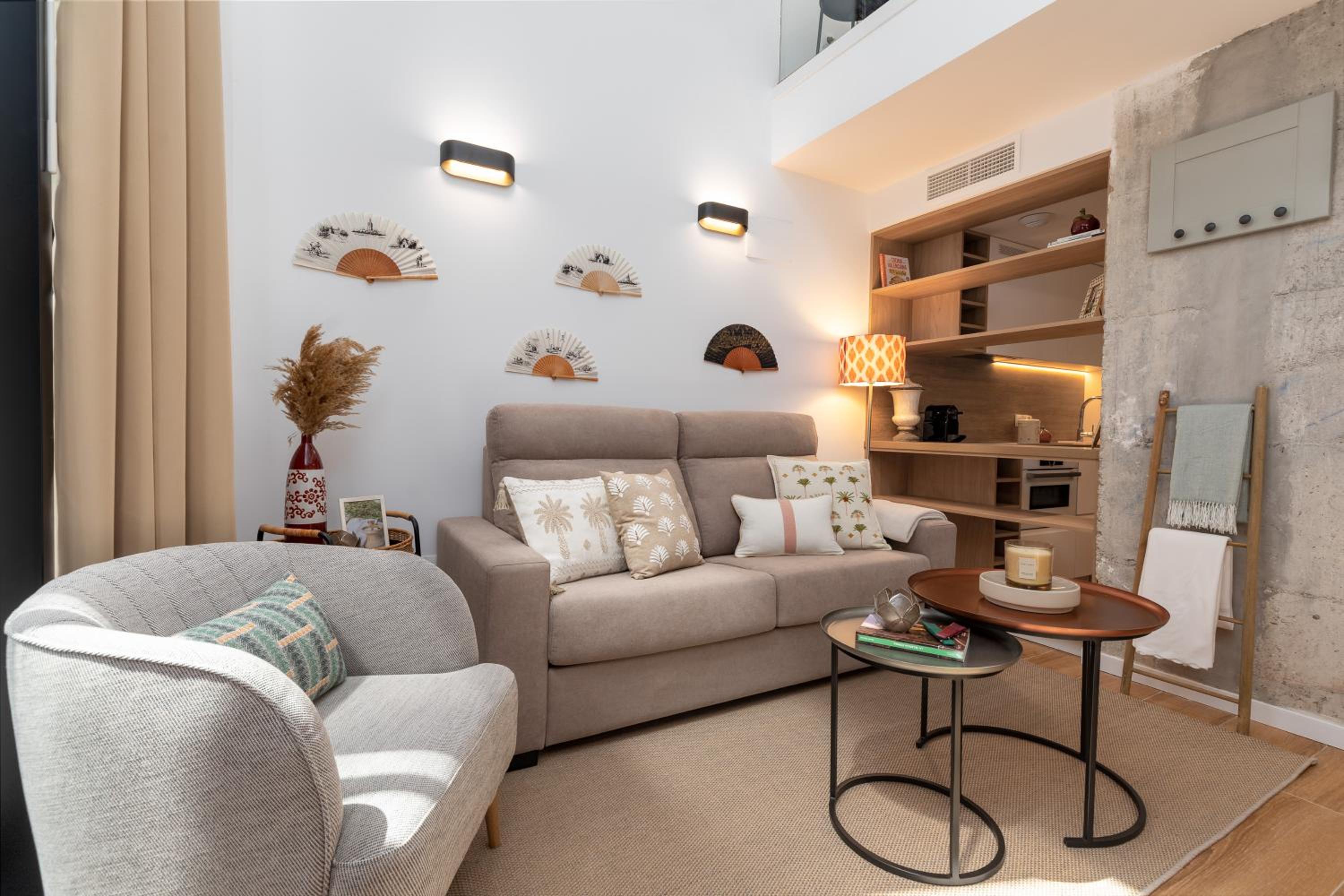 ApartUP Opera Loft Love