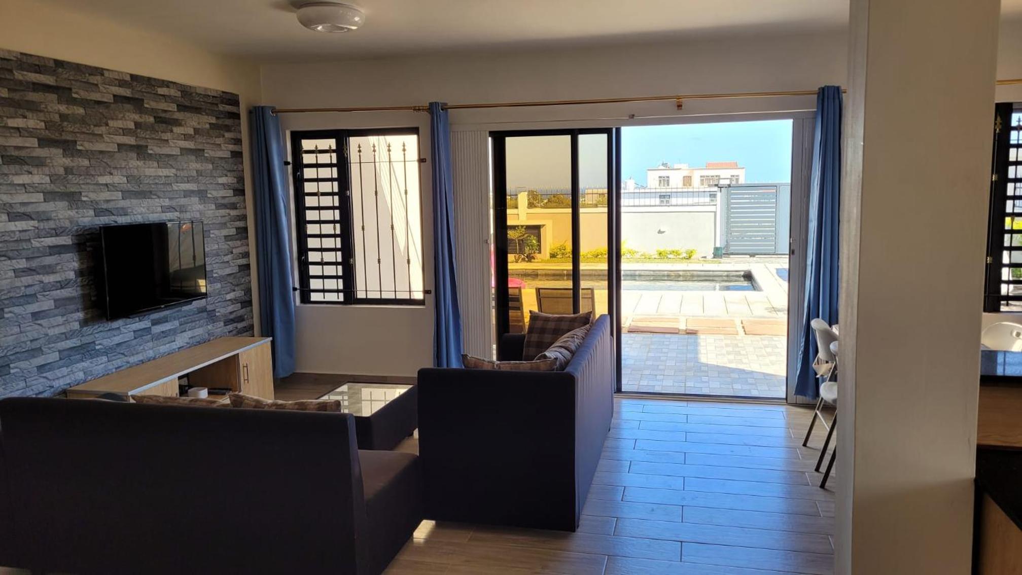 Coquette villa avec piscine view 5