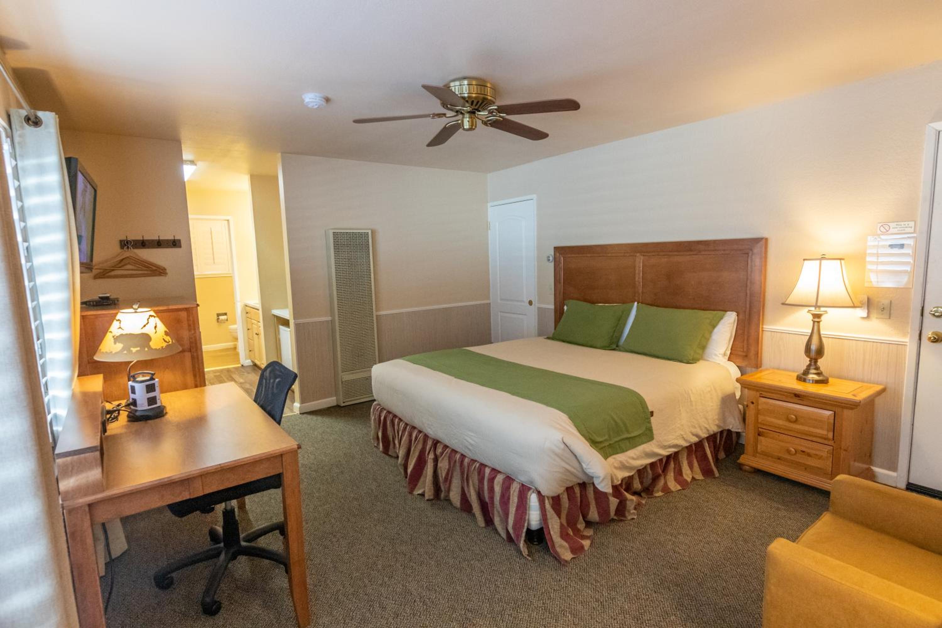 June Lake Motel