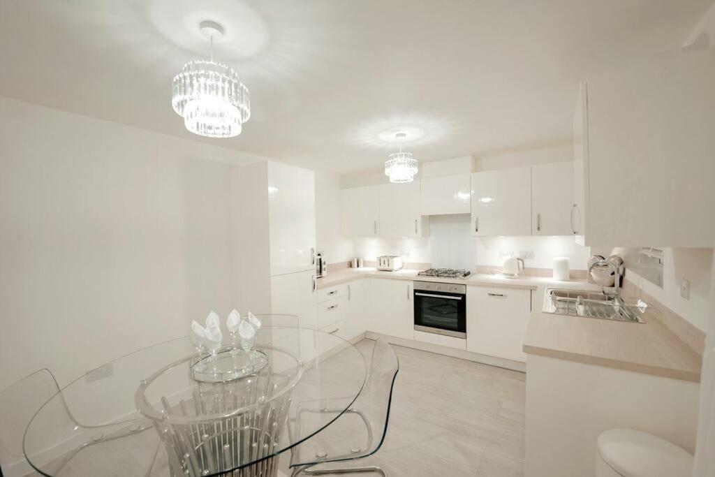 Willow Heights Modern 5-7 Persons/3 Bed Detached