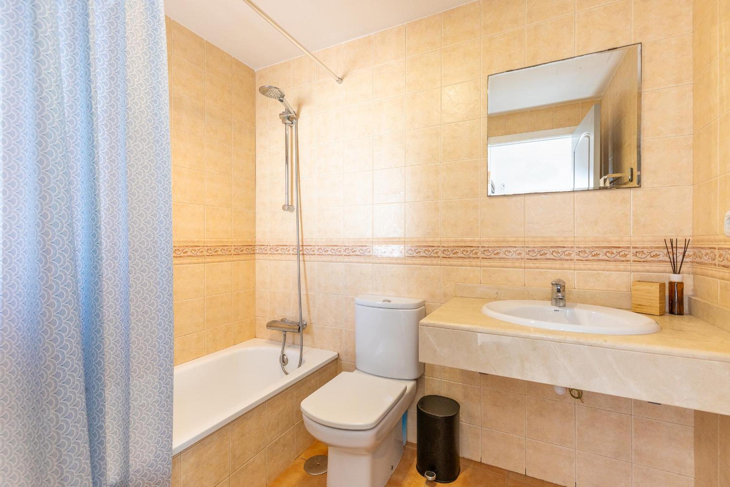 Villa Solana - Private Pool & Rooftop near the Beach