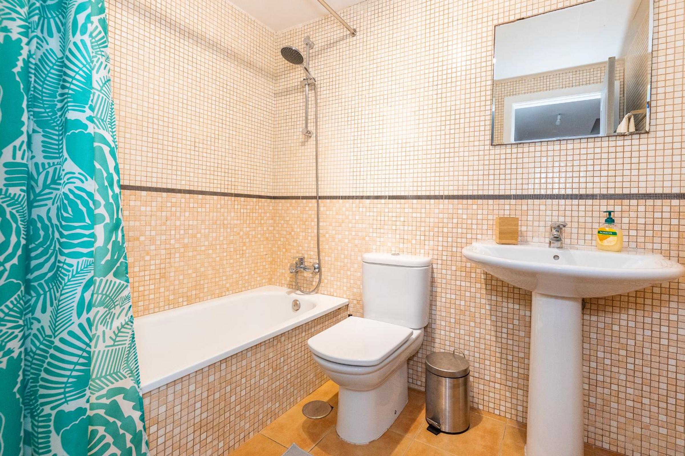 Villa Solana - Private Pool & Rooftop near the Beach