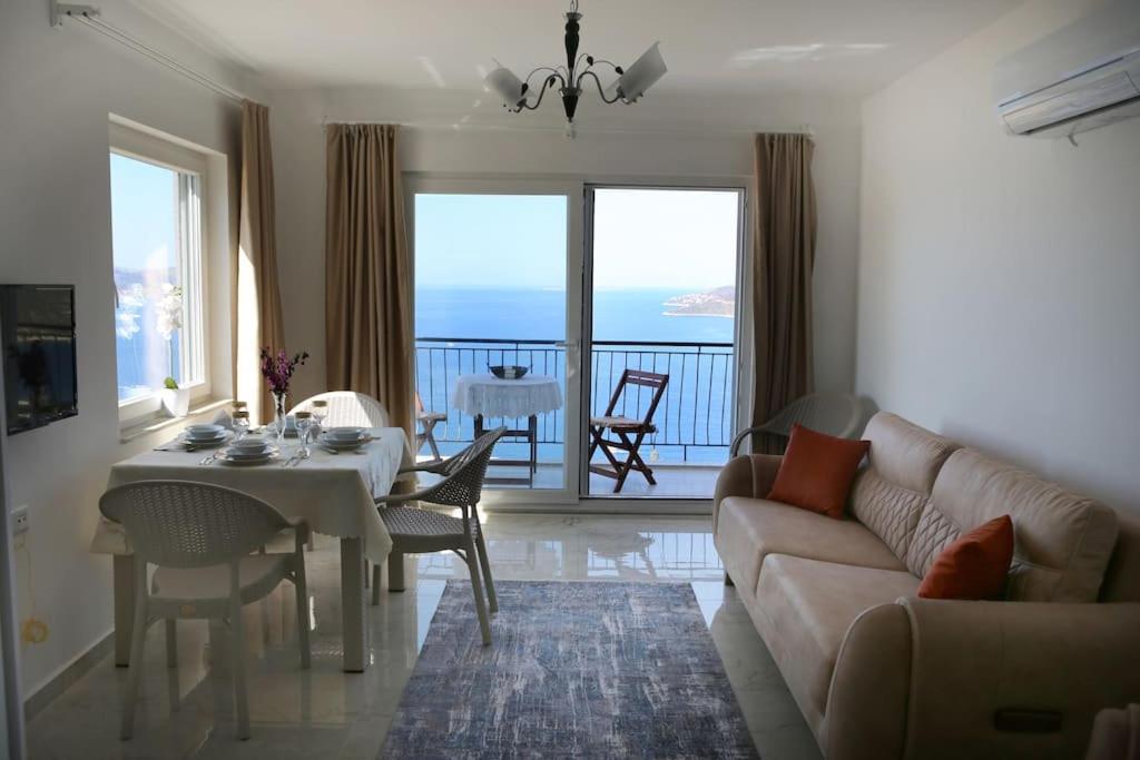 Kaş Ay Işığı Suit Apart view 5