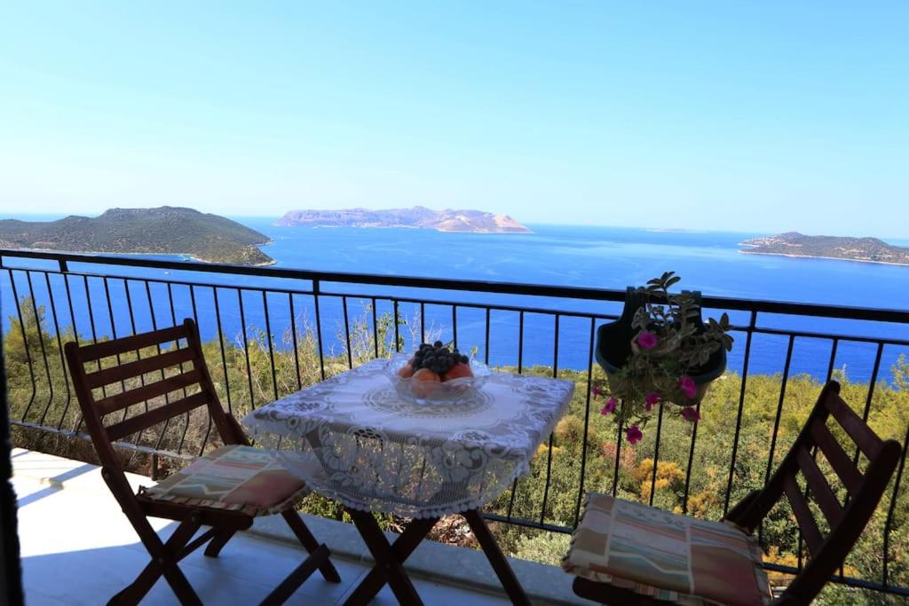 Kaş Ay Işığı Suit Apart view 4