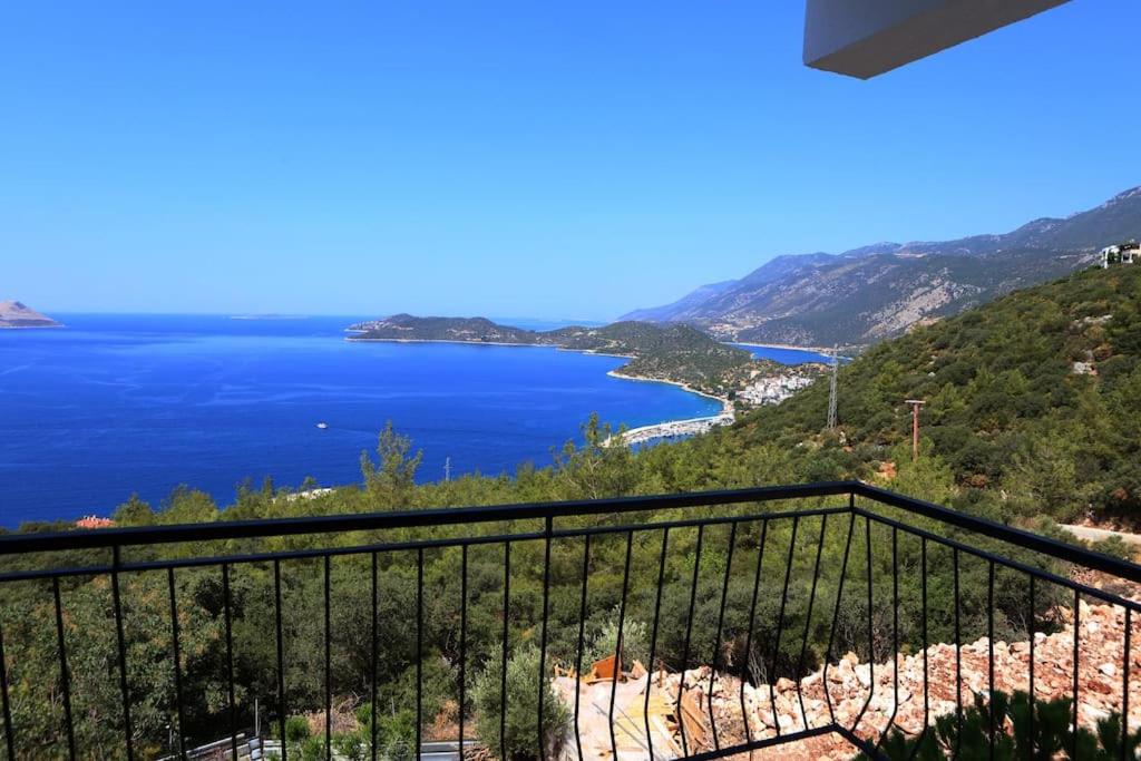 Kaş Ay Işığı Suit Apart view 2