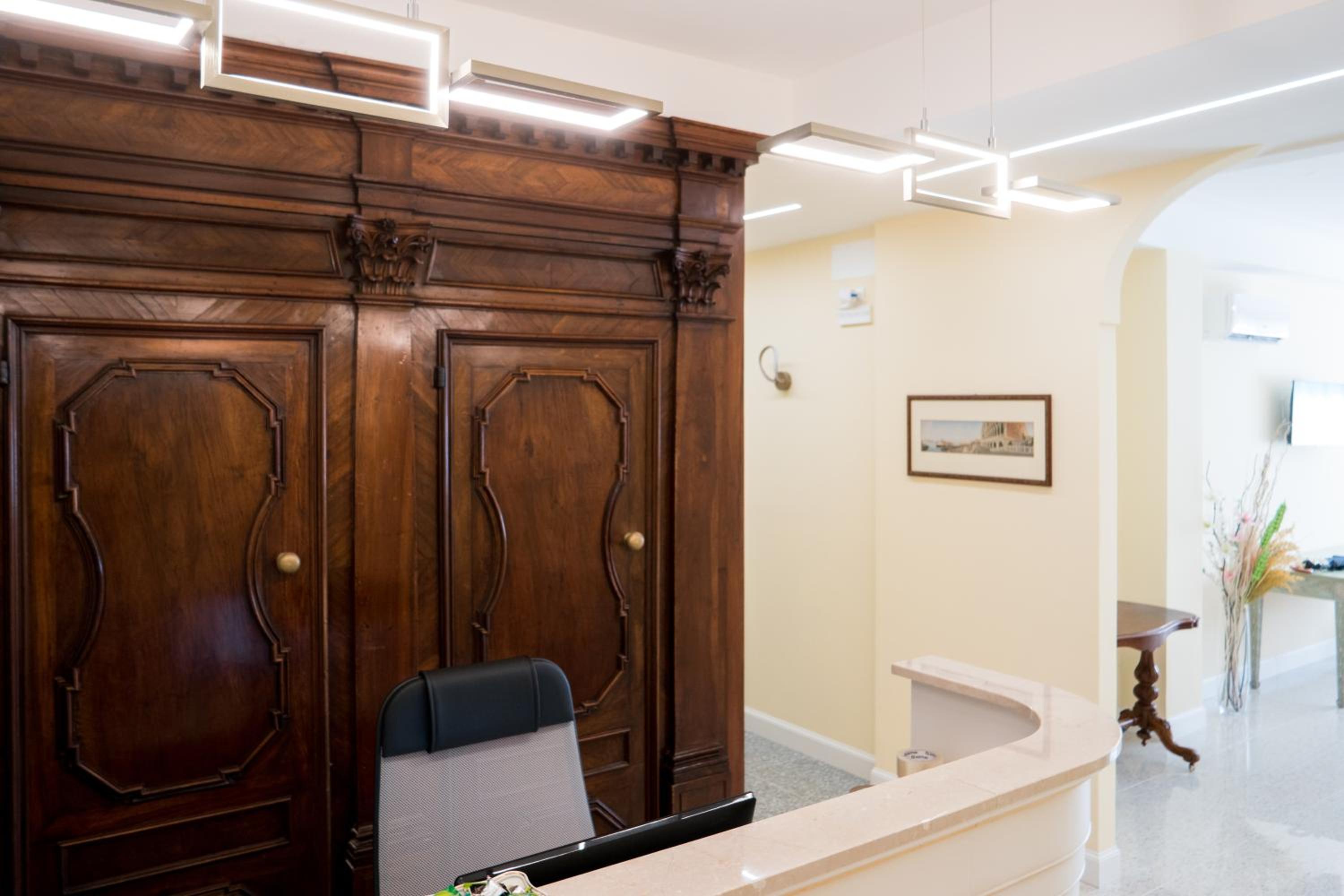 Guest House Train Station Venice - Atika & Atif