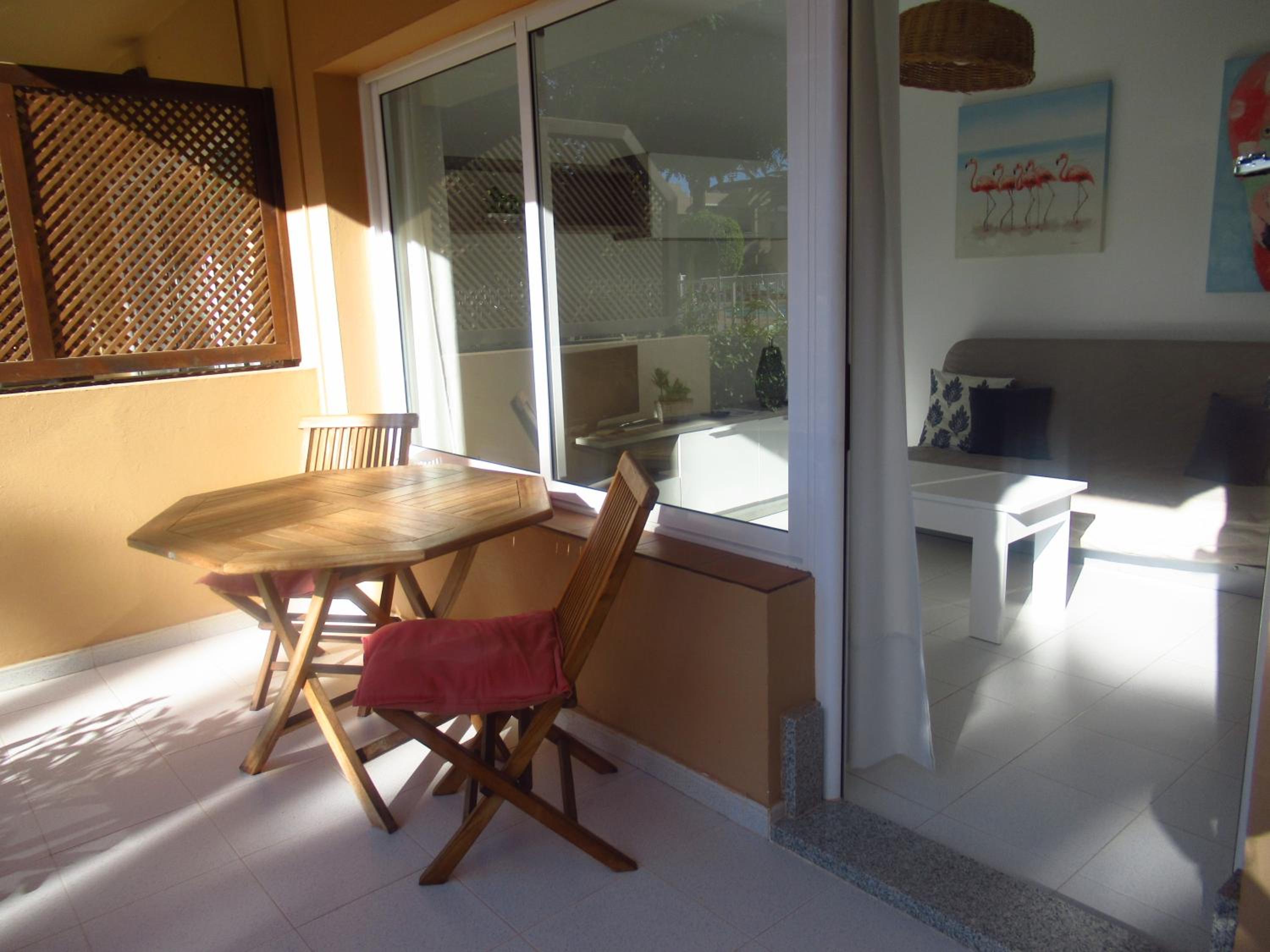 Luxury Cayetana, by Comfortable Luxury