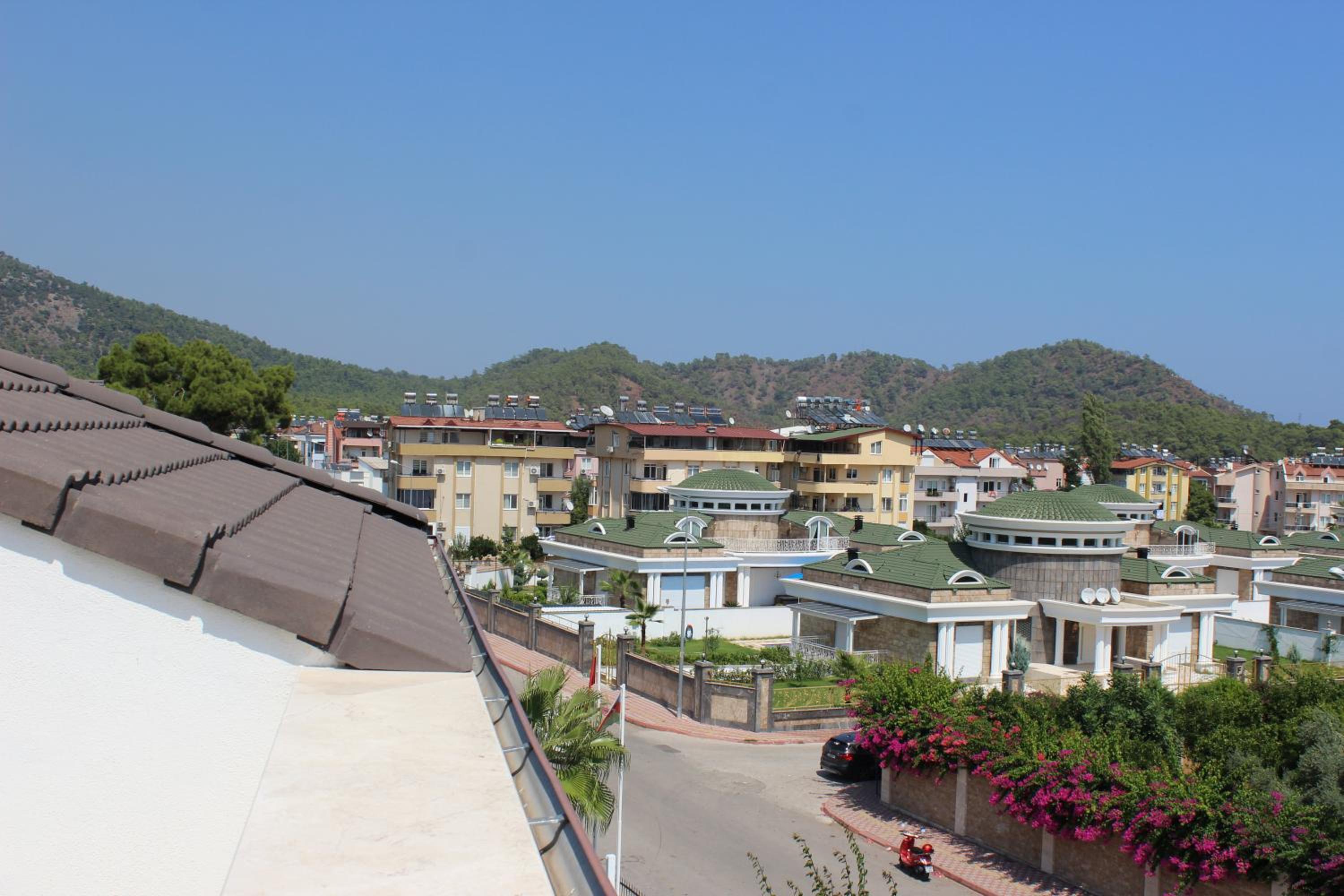 Tebriz Apart - Image 7