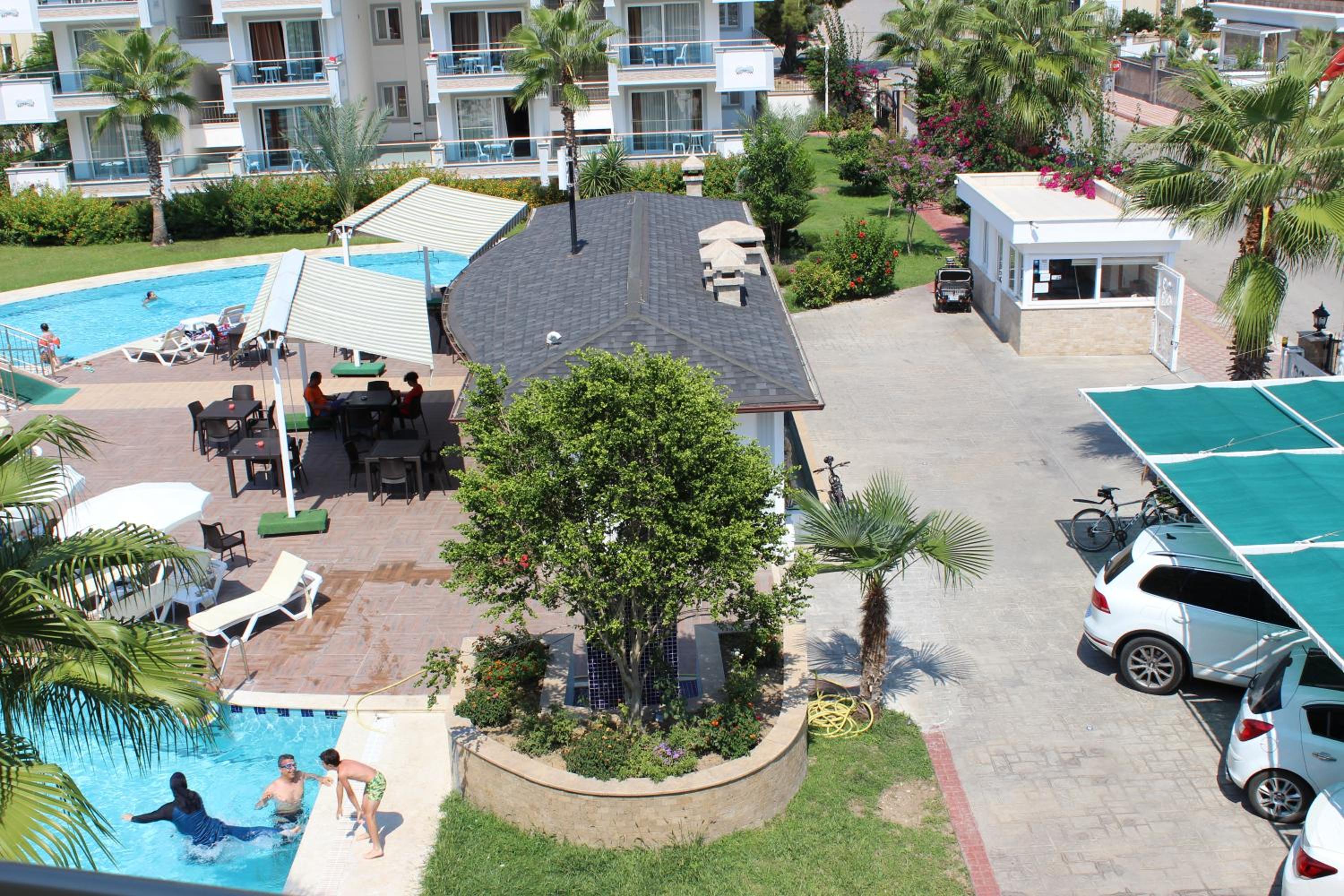 Tebriz Apart - Image 64