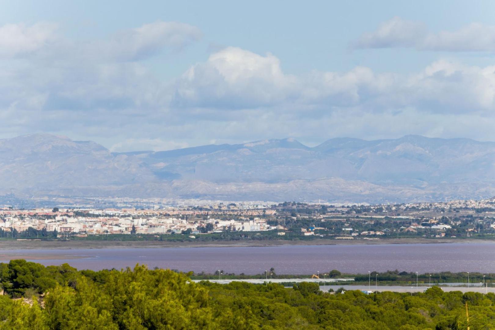 High Tech Villa Navia SPAnien