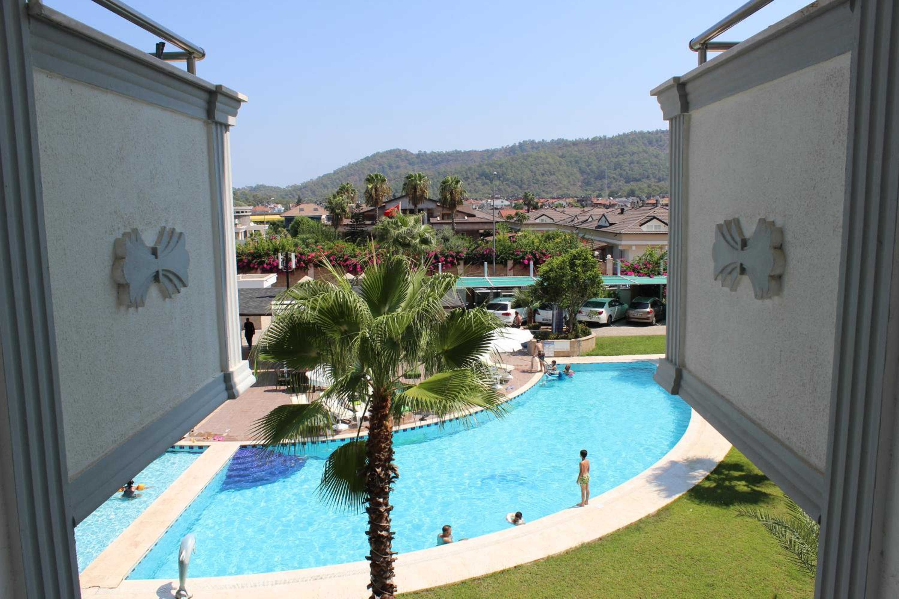 Tebriz Apart - Image 73