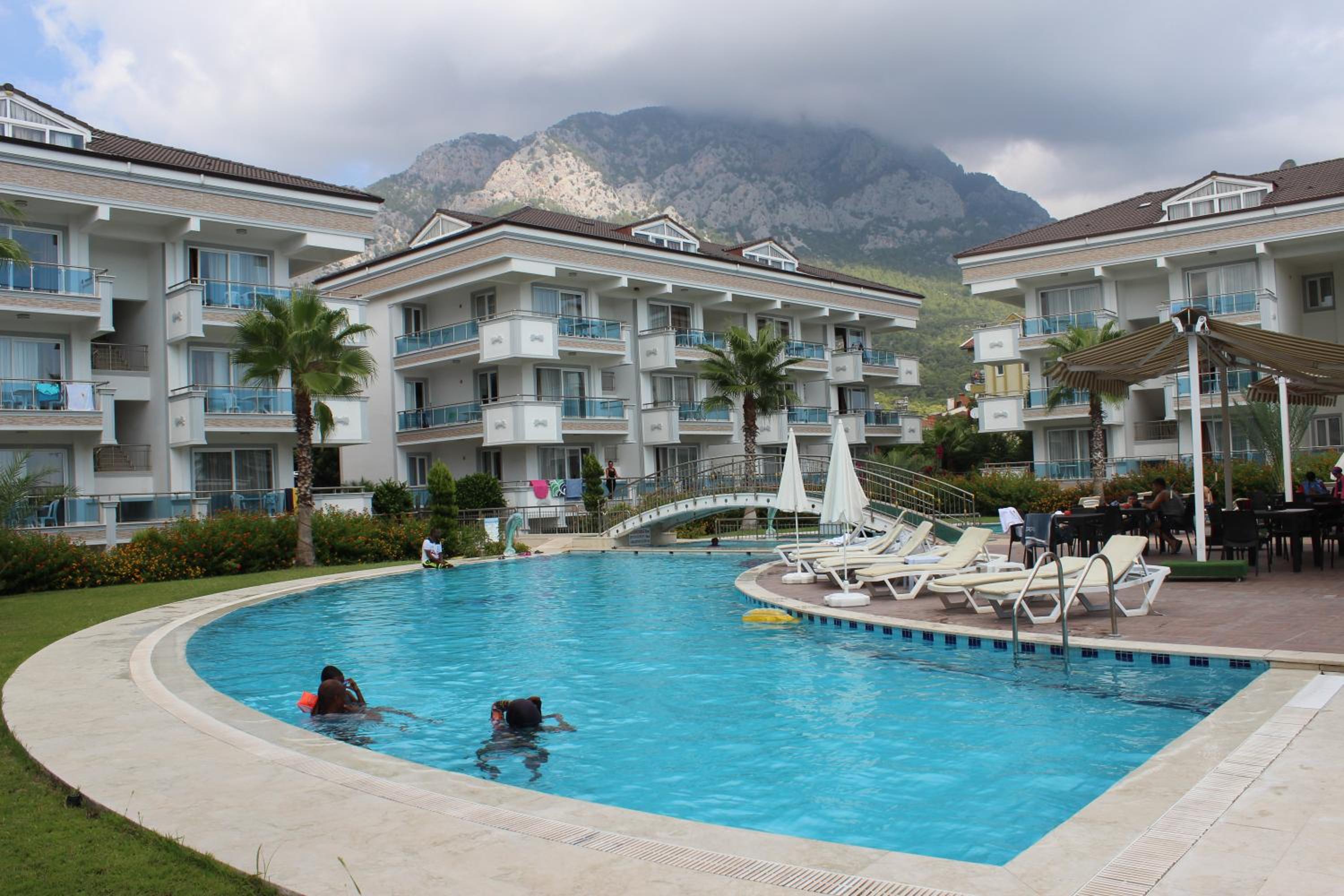 Tebriz Apart - Image 36