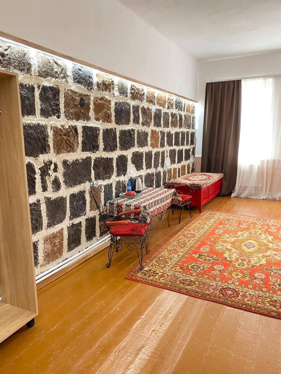Unoyan Guest House