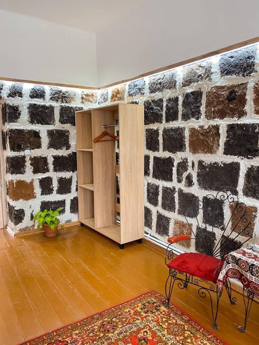 Unoyan Guest House