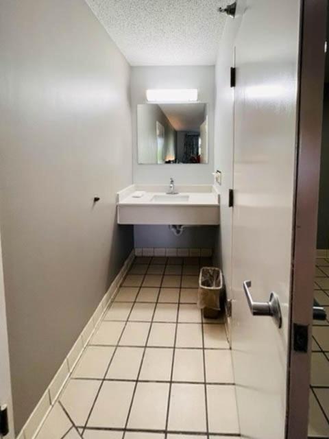 Photo 28