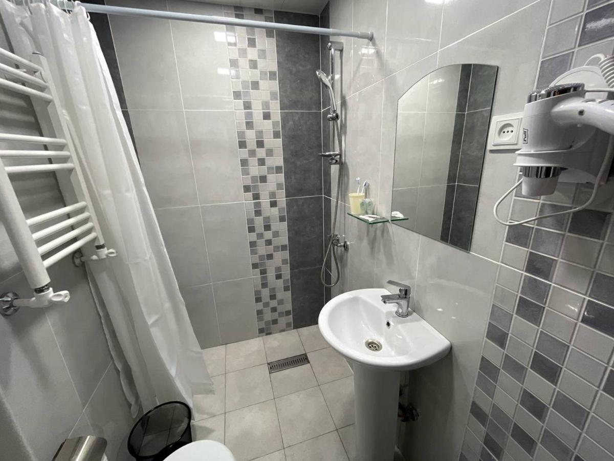 Unoyan Guest House