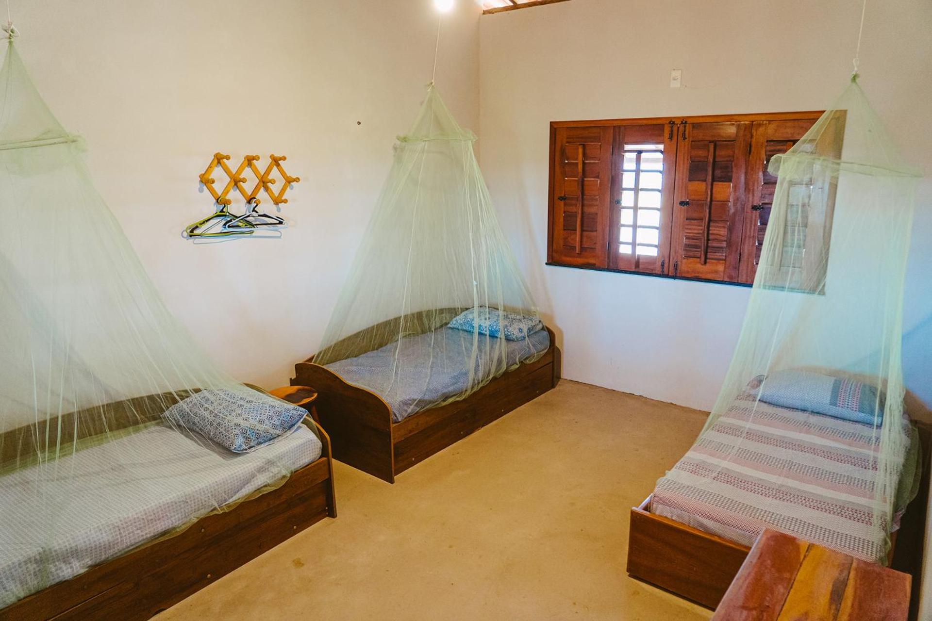 Casa ampla c redes de descanso, Praia de Macapa PI