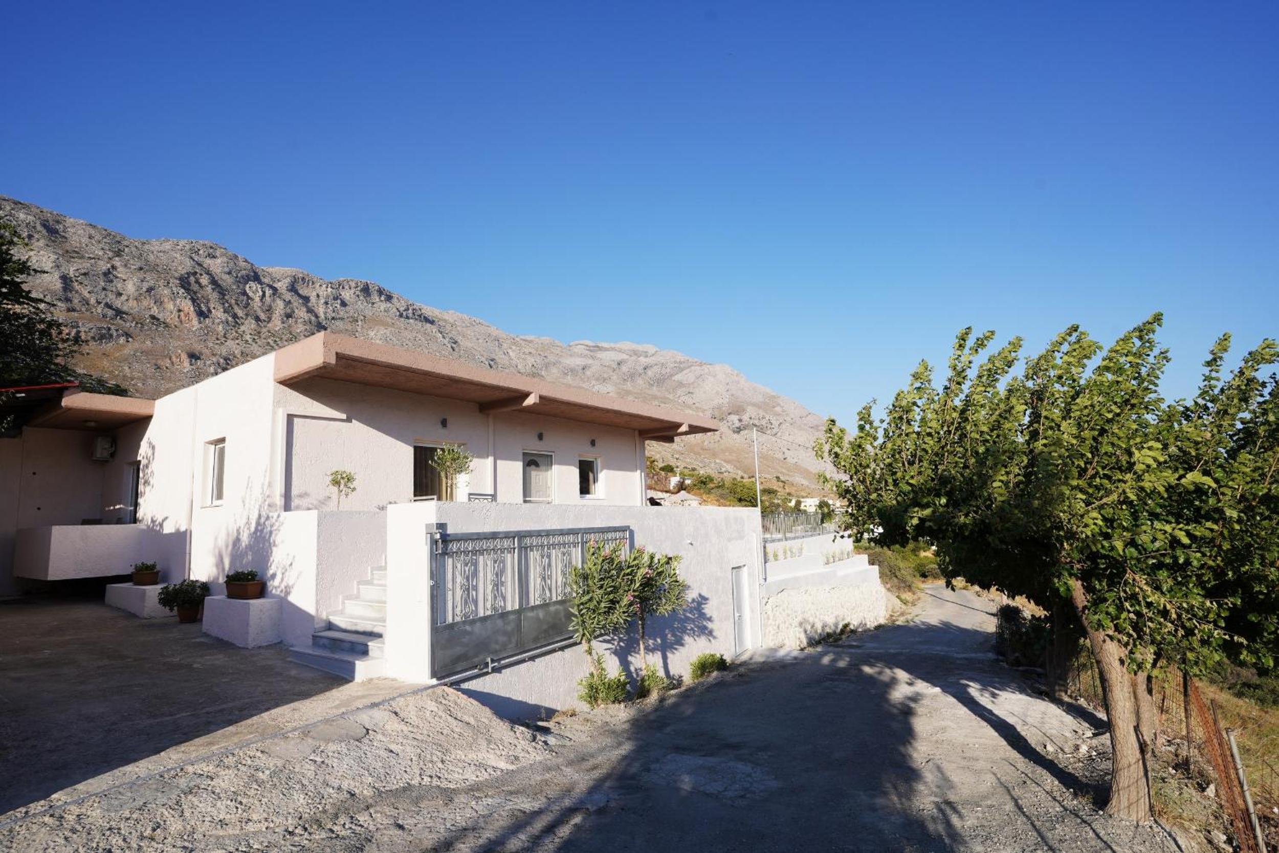Villa Tzekos
