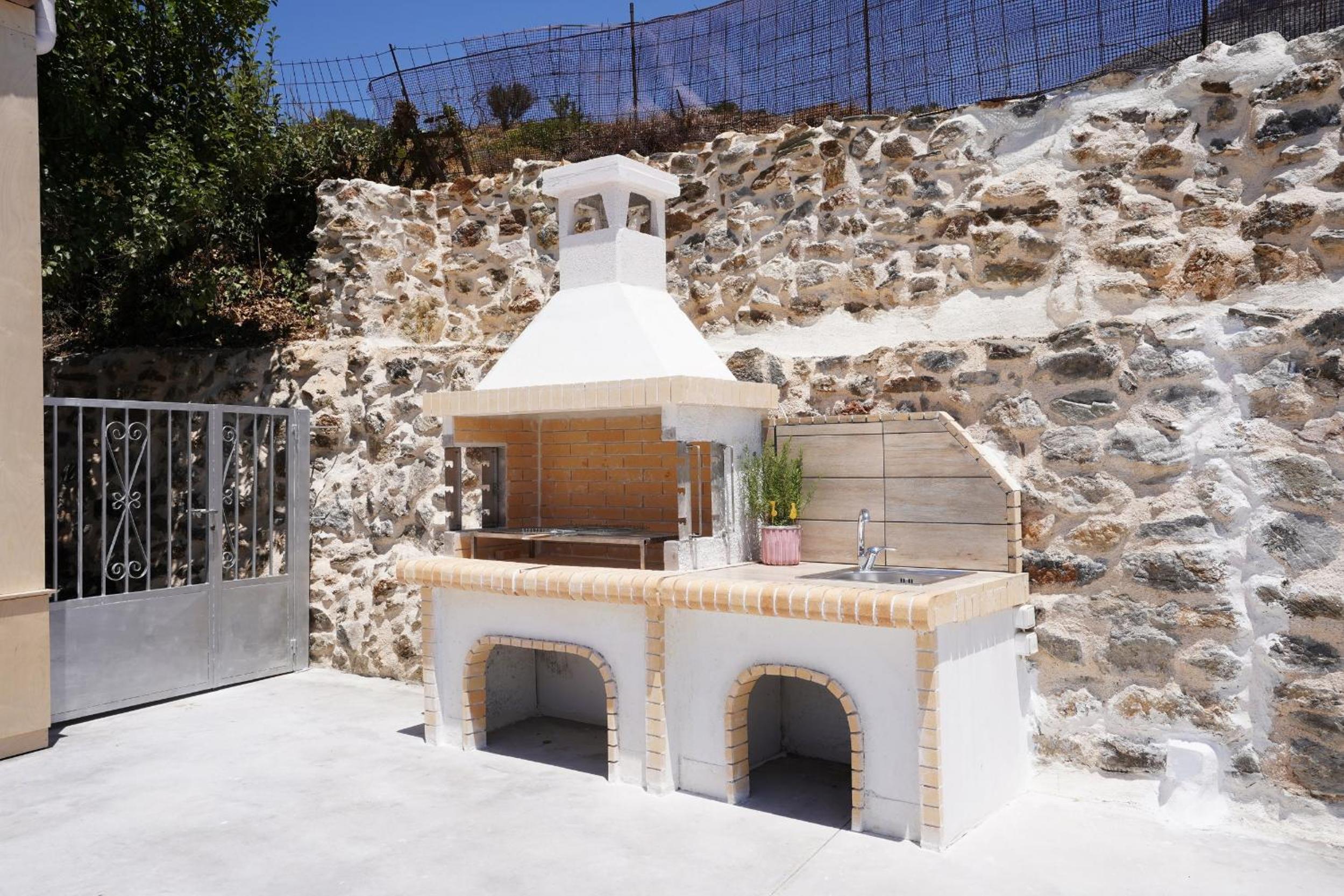 Villa Tzekos