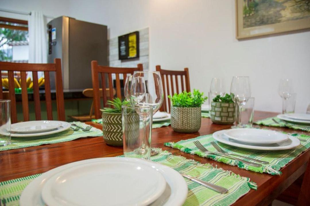 Casa Andorinha 3 Quartos com ar condicionado, piscina privativa, área gourmet, próximo ao Centro Histórico e roupa de cama e banho de qualidade