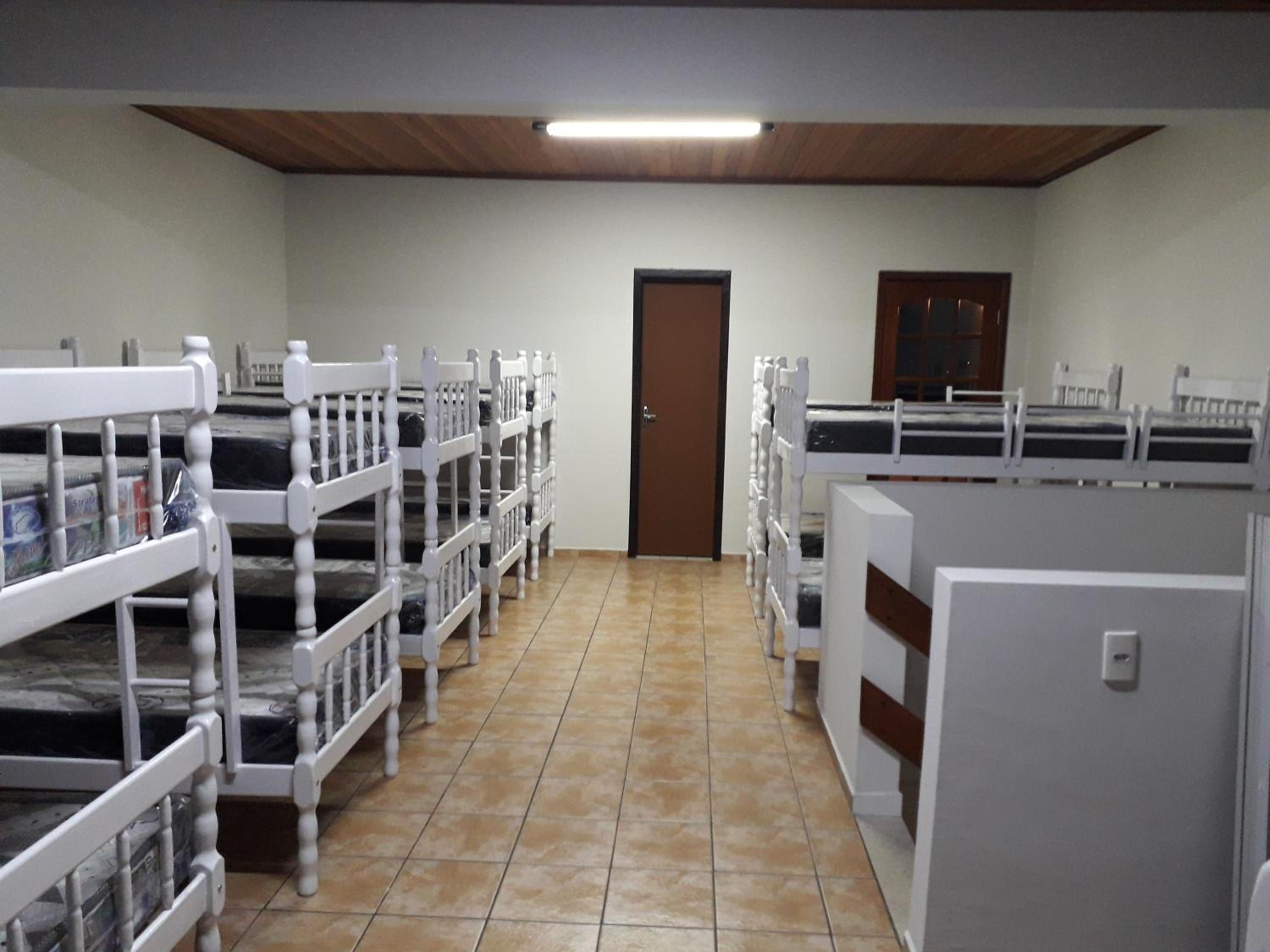 Triplex ideal para grupos. Acomoda mais de 20.