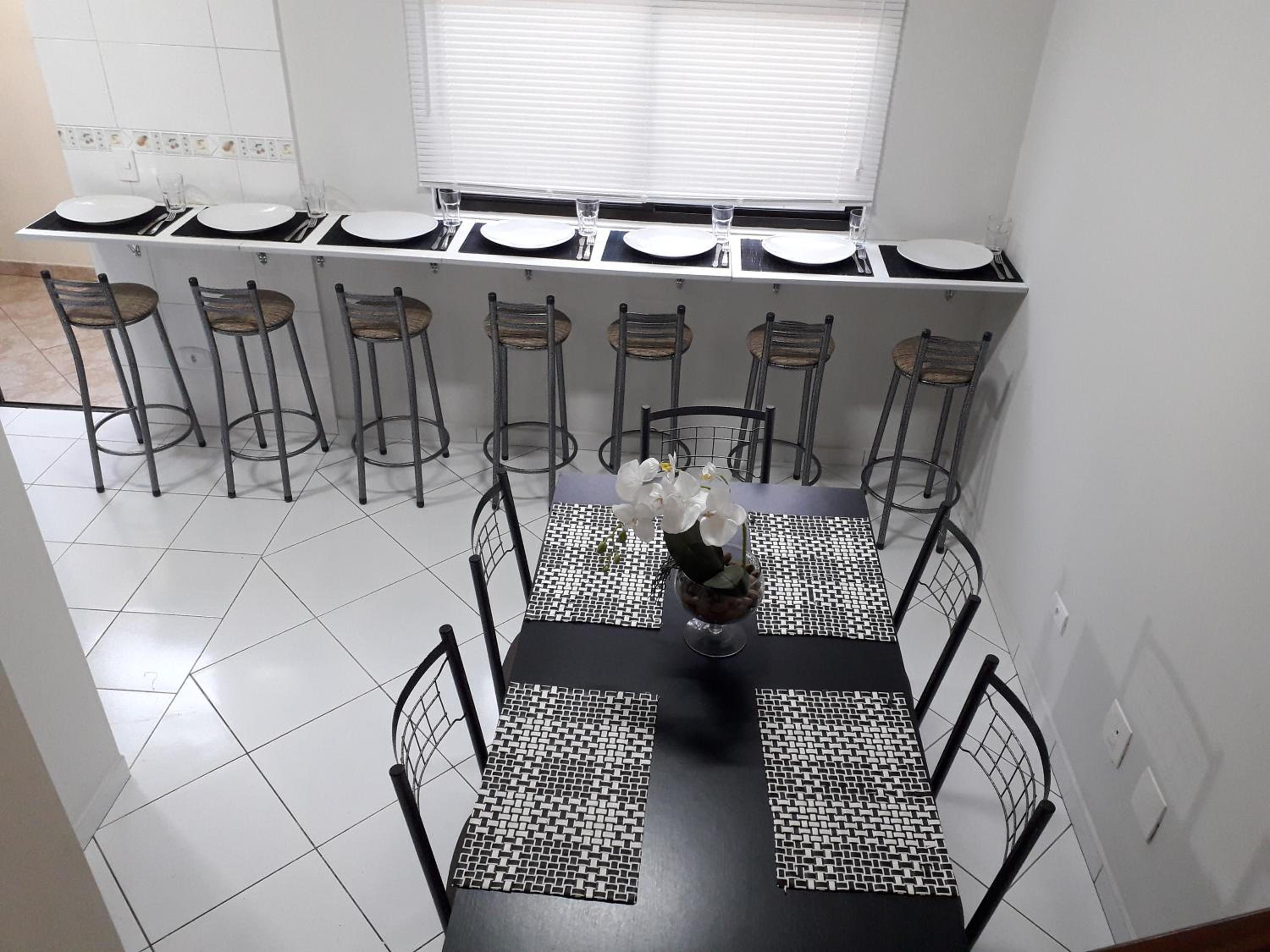 Triplex ideal para grupos. Acomoda mais de 20.