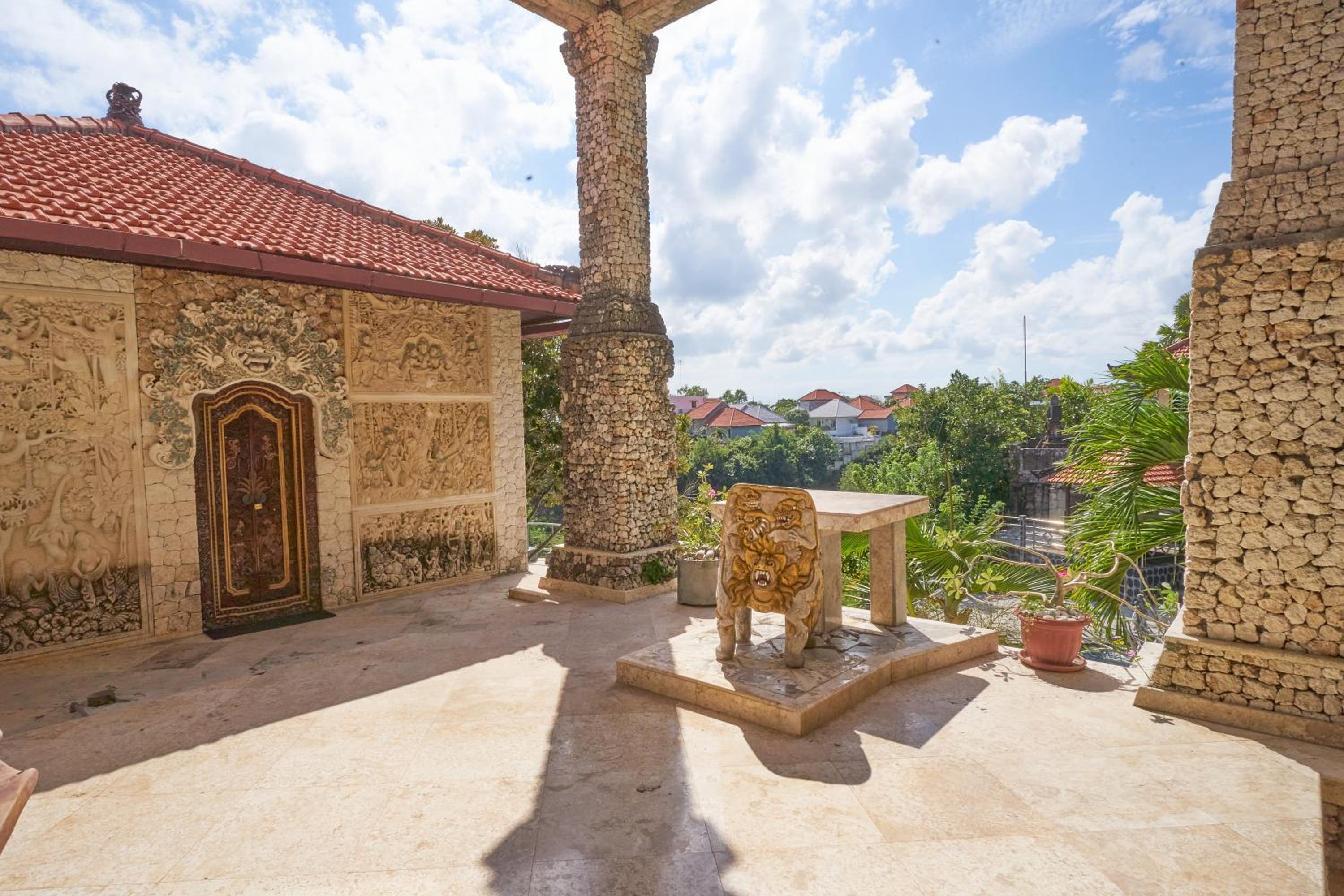 Uluwatu Mansion Villas