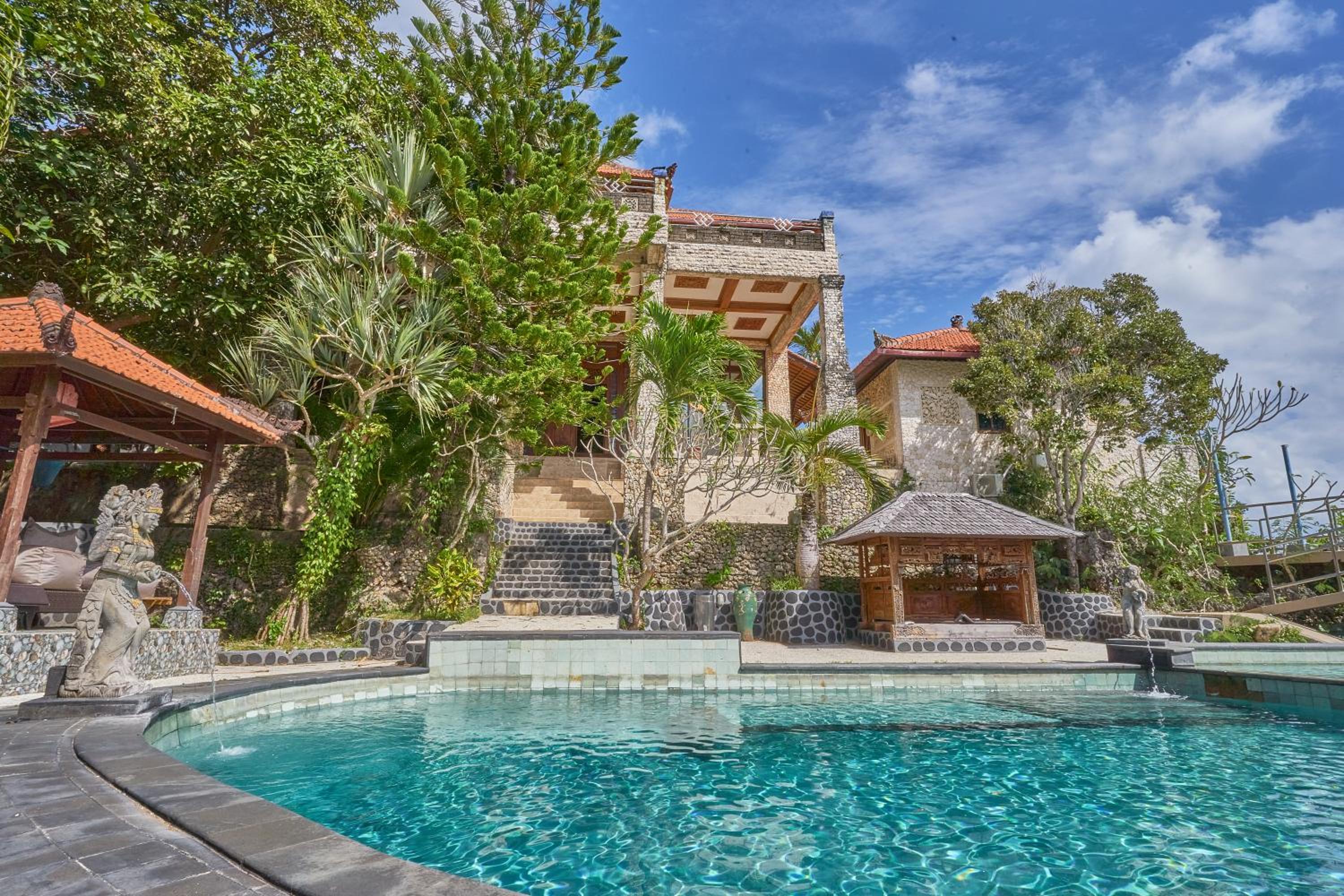 Uluwatu Mansion Villas