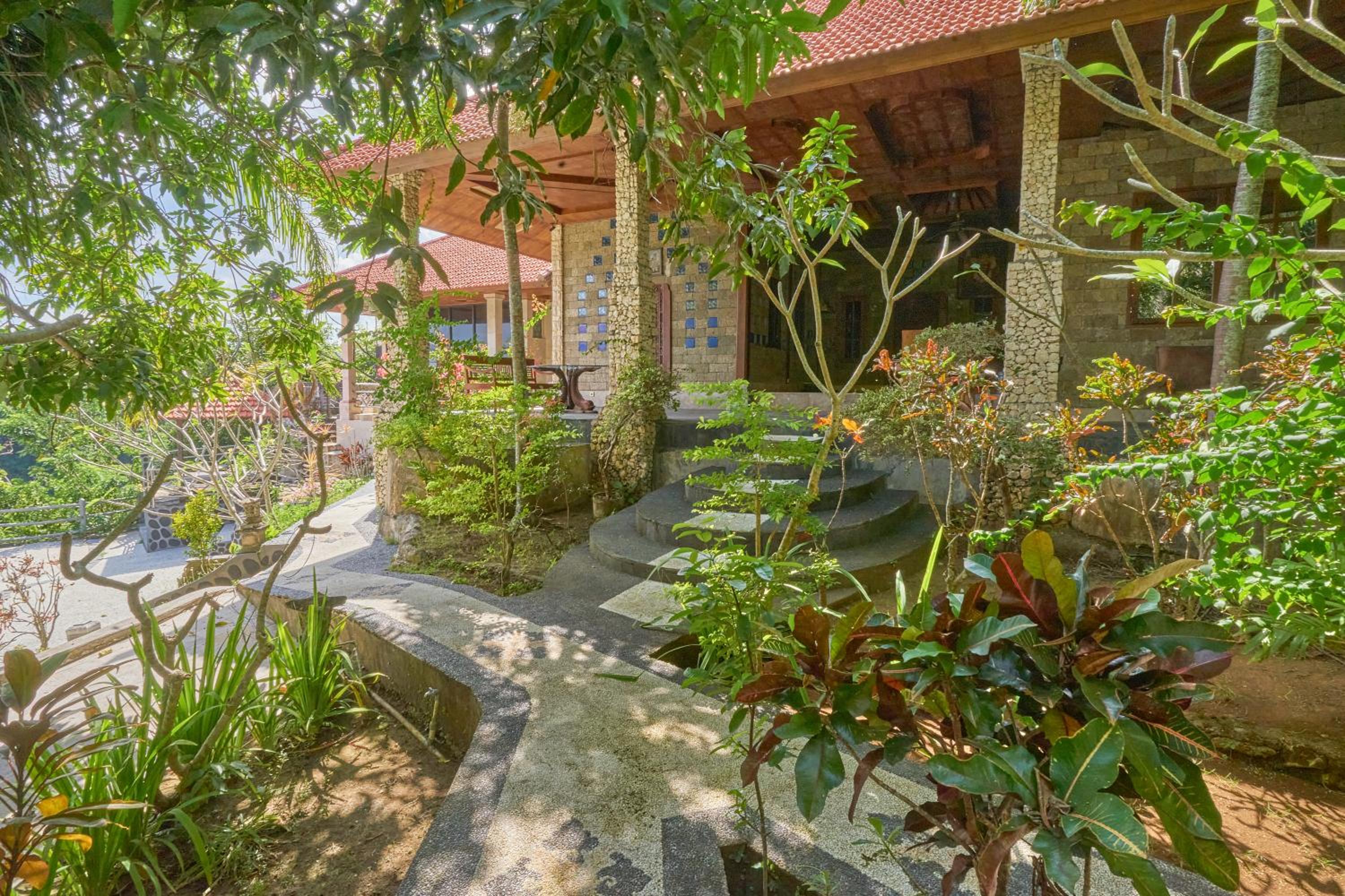 Uluwatu Mansion Villas