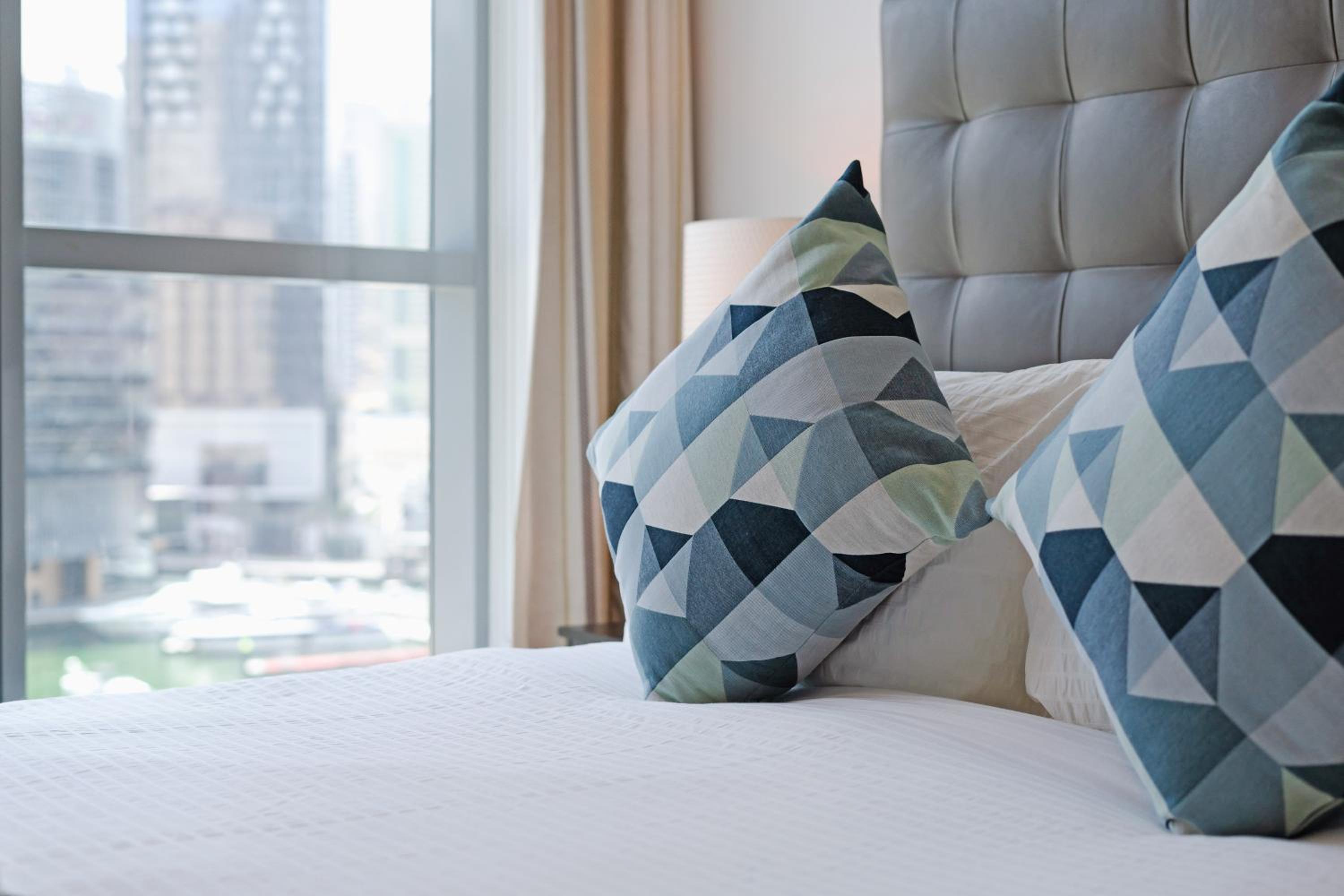 Cute 1BR - Dubai Marina Views - Walk 9min to Beach