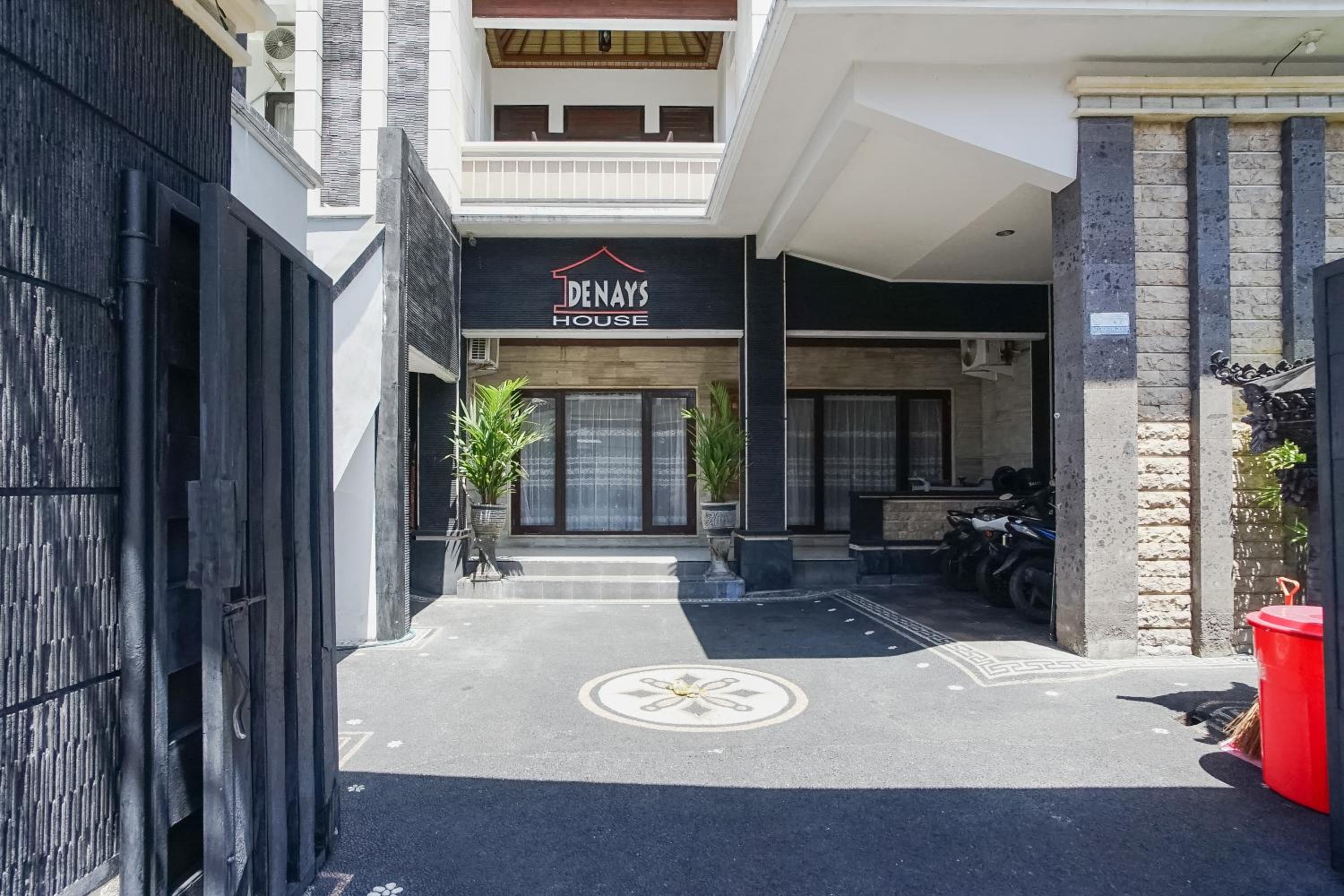 DENAYS GUESTHOUSE JIMBARAN