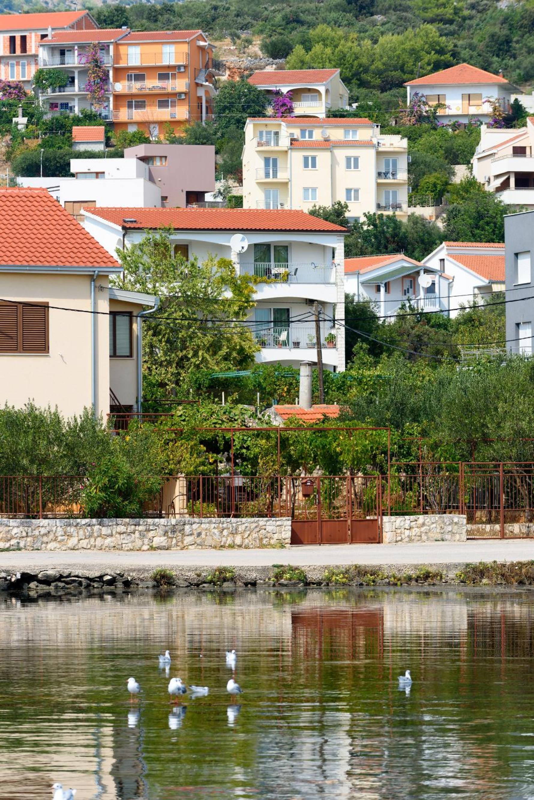Apartments by the sea Seget Vranjica, Trogir - 18229 view 2
