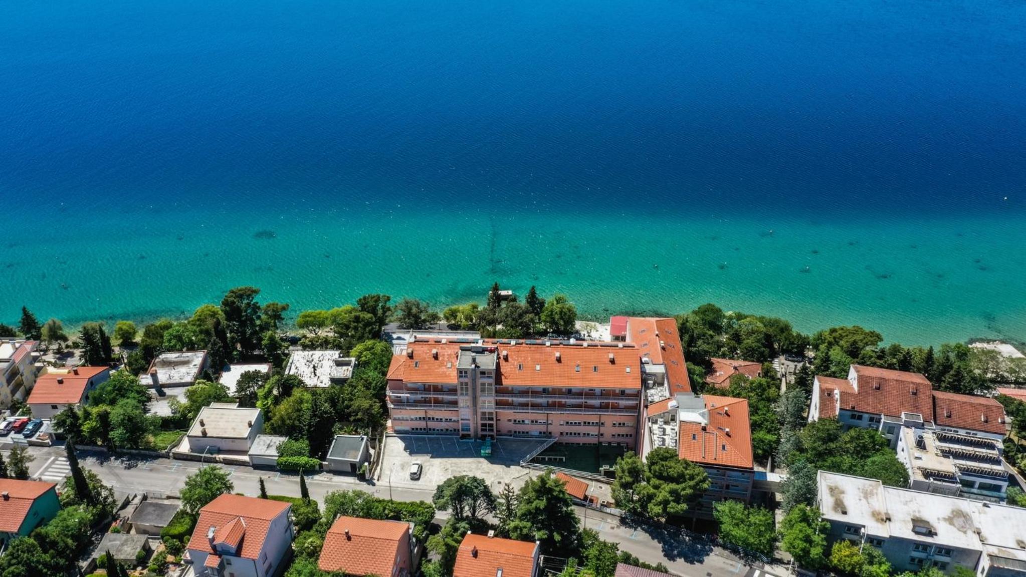 Rooms with a swimming pool Crikvenica - 18502 view 2