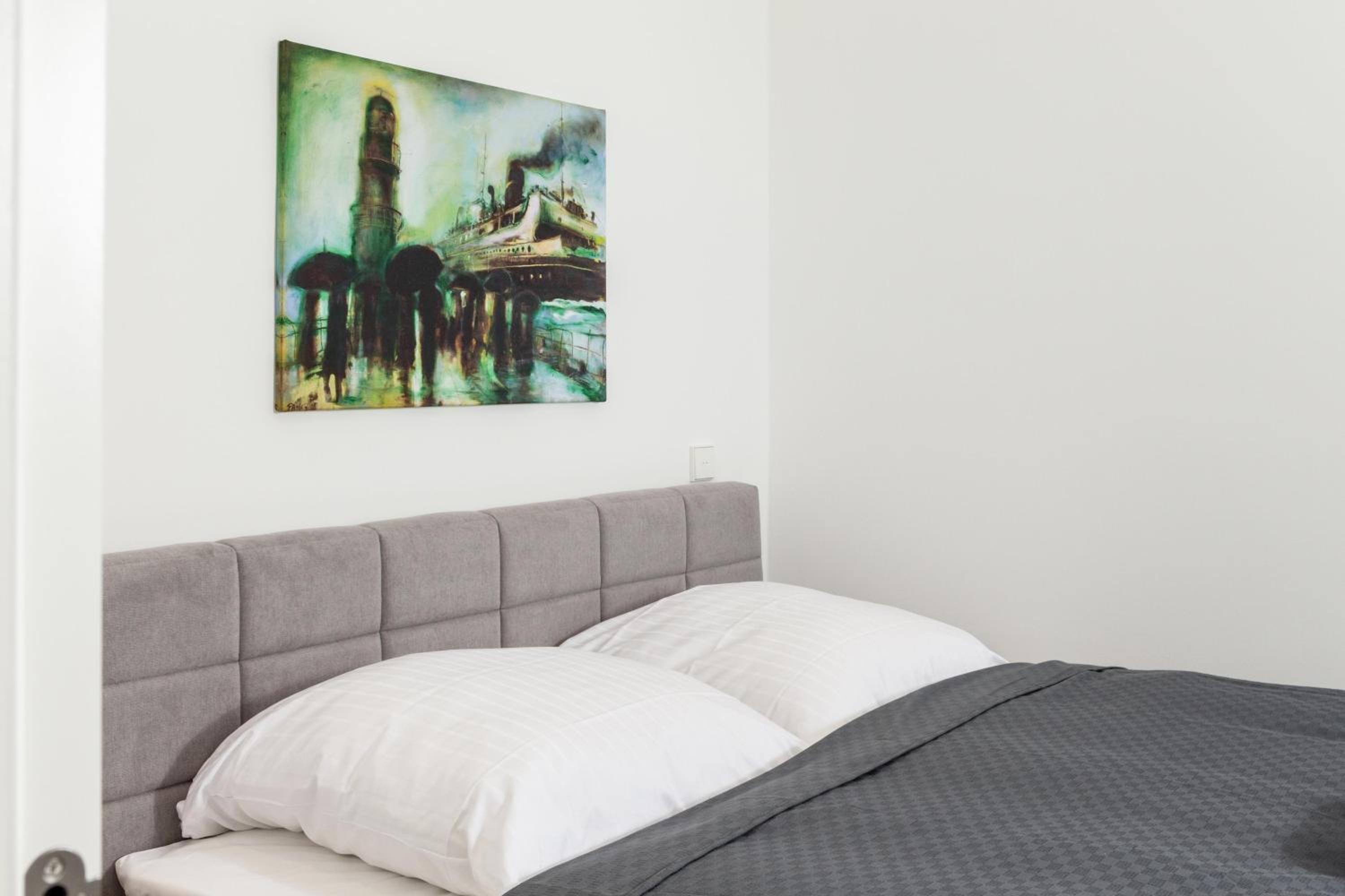 LIGHTHOUSE APPARTEMENTS