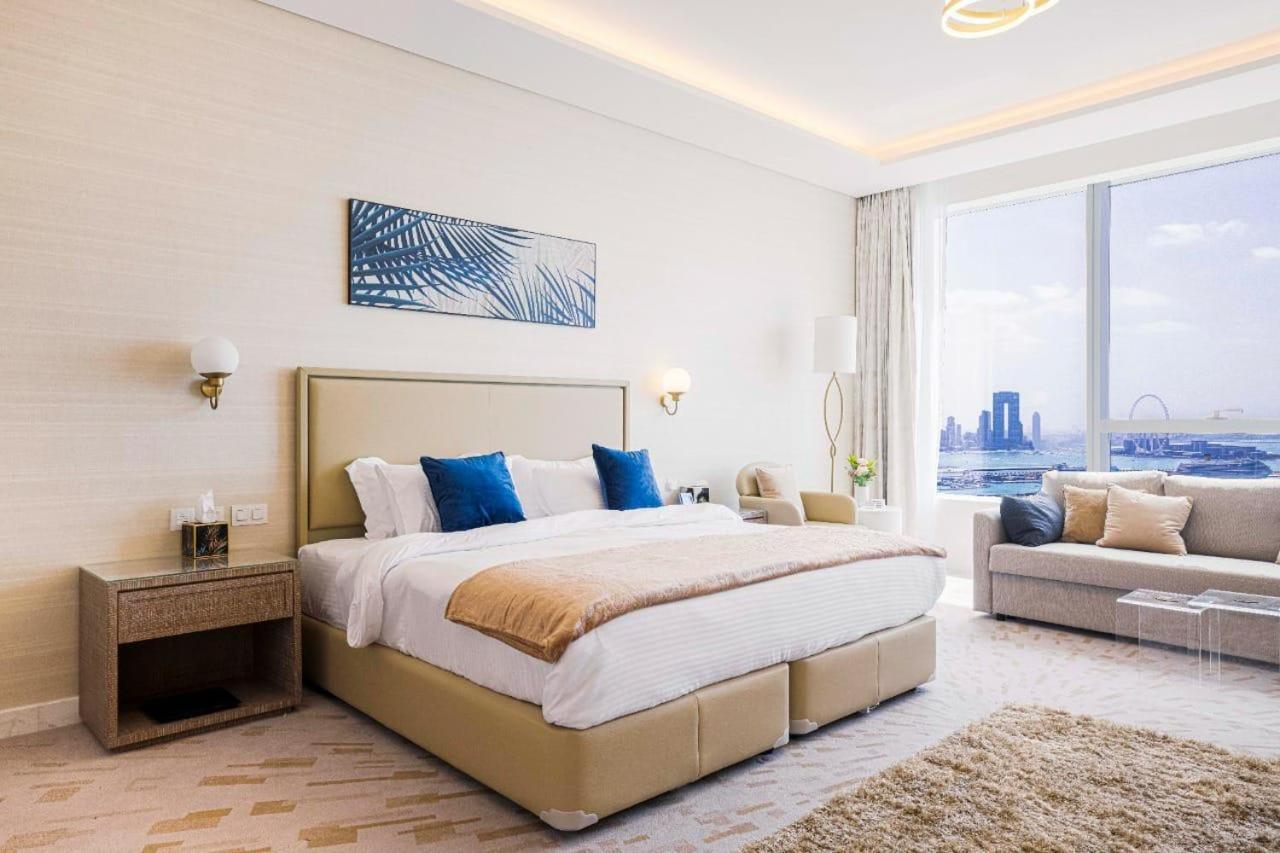 Palm Tower where Luxury & View meet in one place